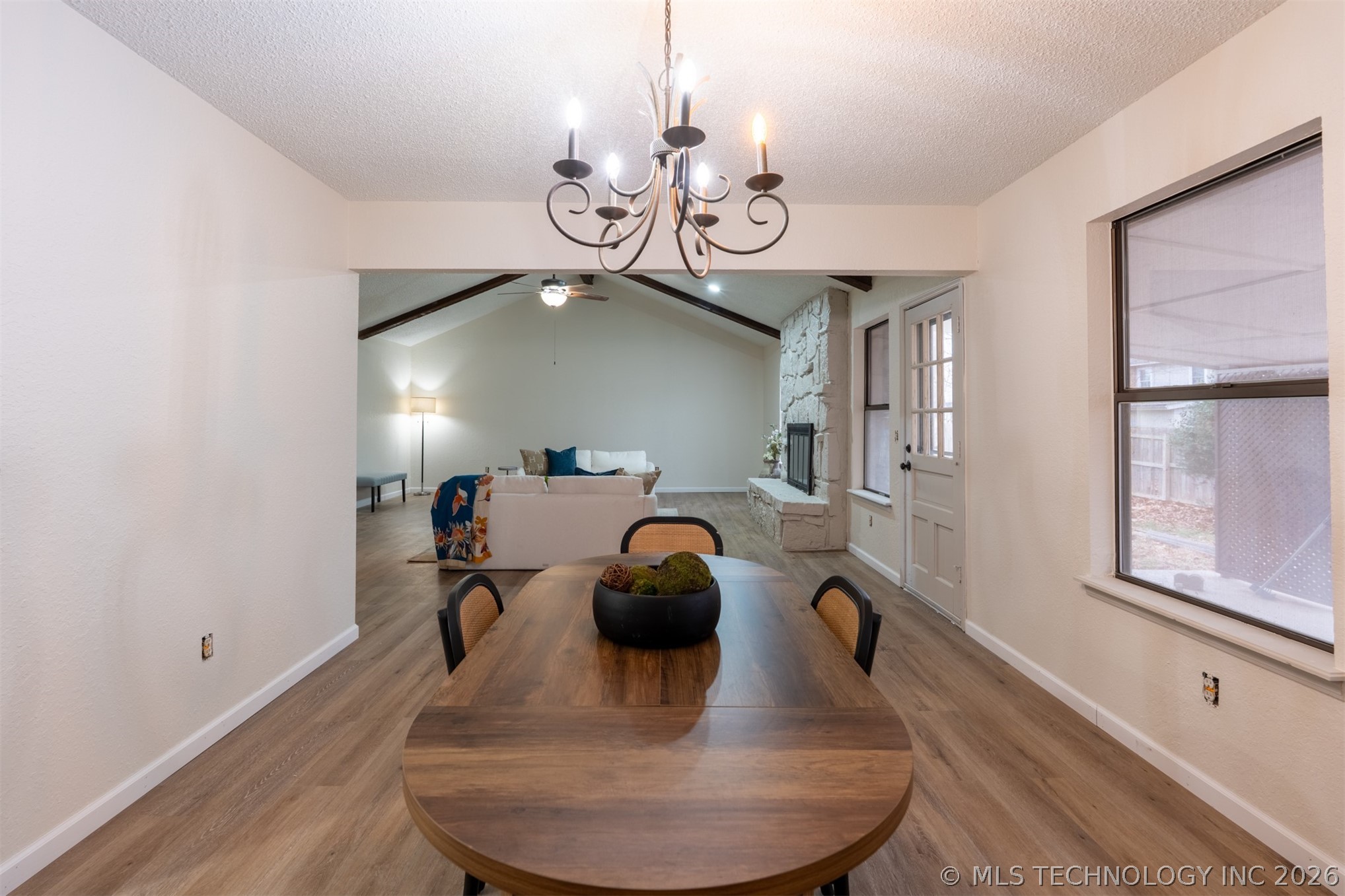 3106 S Beech Court Property Photo 14