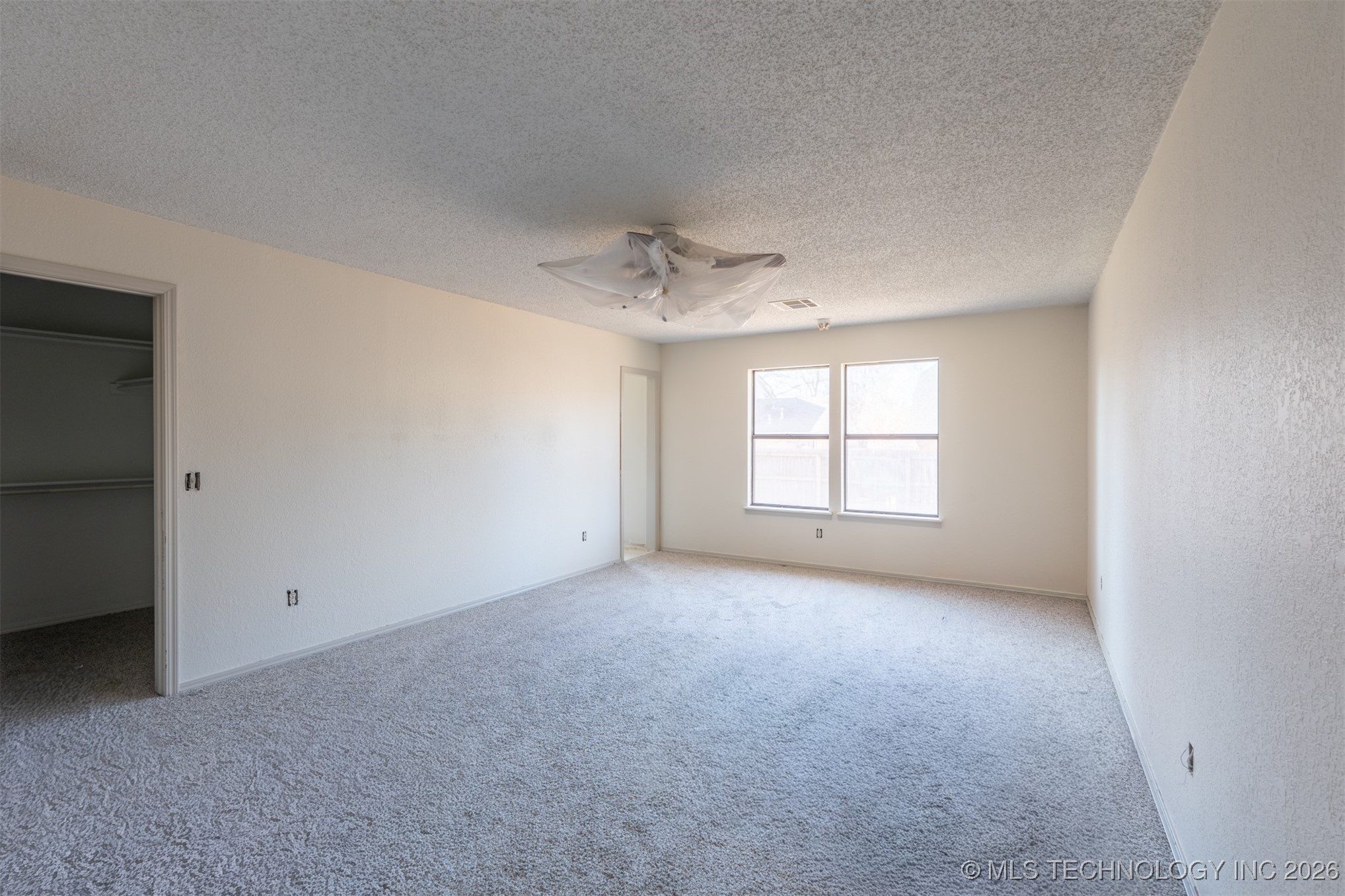 3106 S Beech Court Property Photo 17