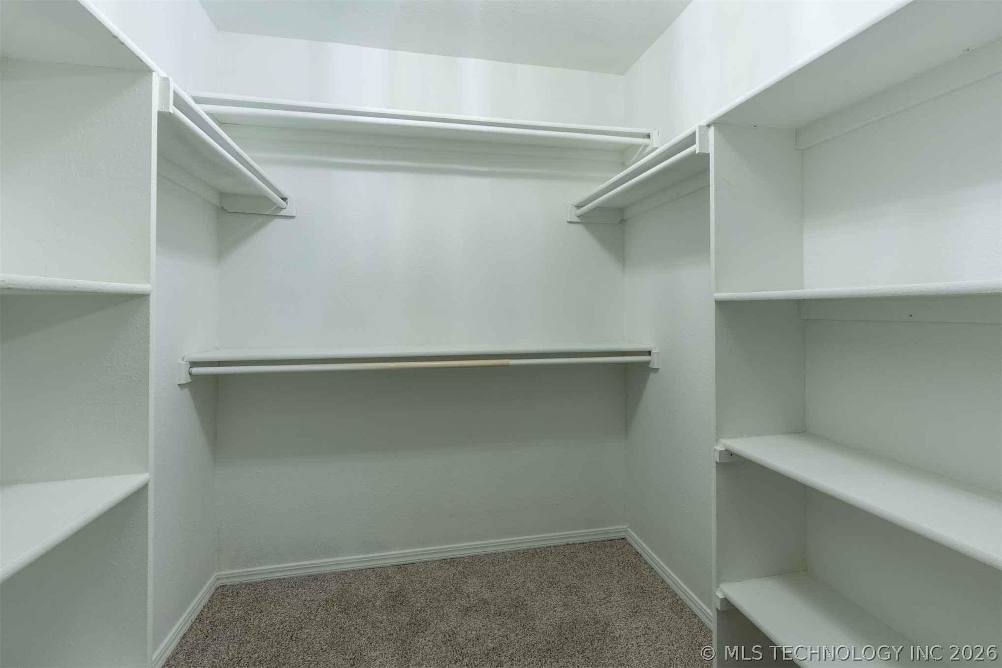 3106 S Beech Court Property Photo 22