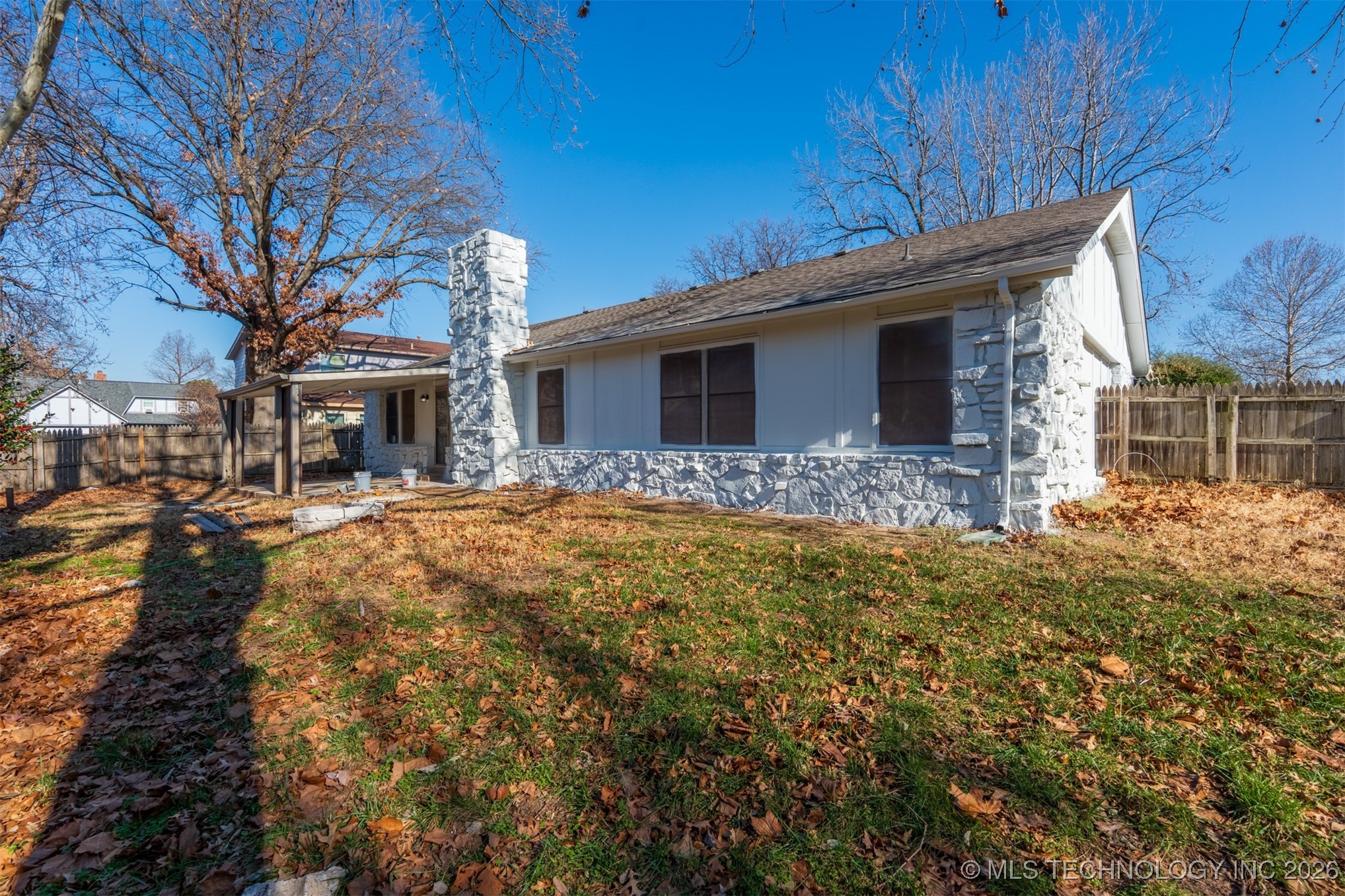 3106 S Beech Court Property Photo 23