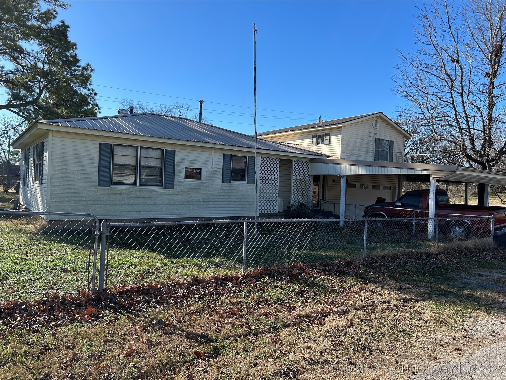 201 Northside Court Property Photo 1