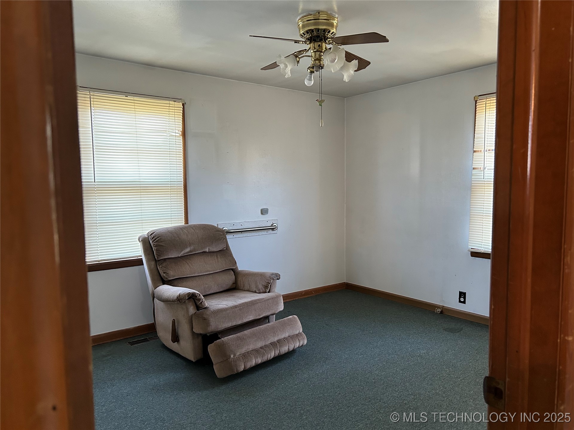 201 Northside Court Property Photo 11