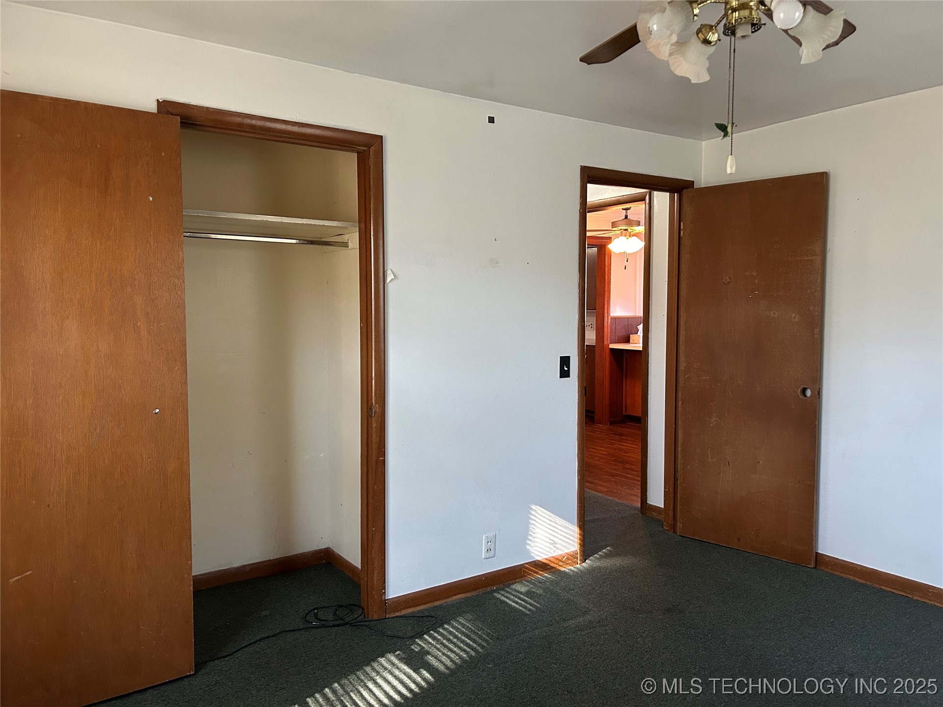 201 Northside Court Property Photo 12