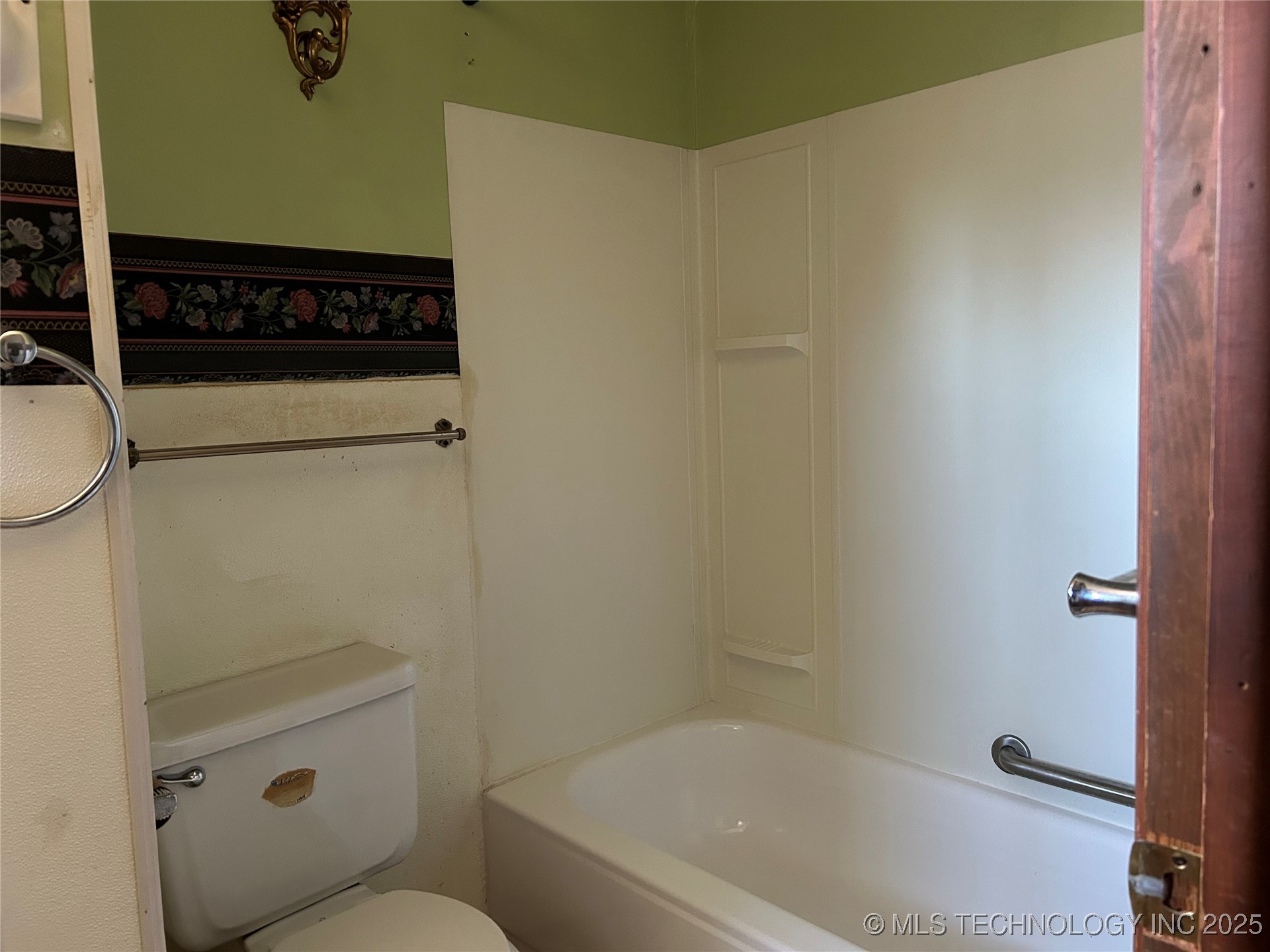 201 Northside Court Property Photo 18