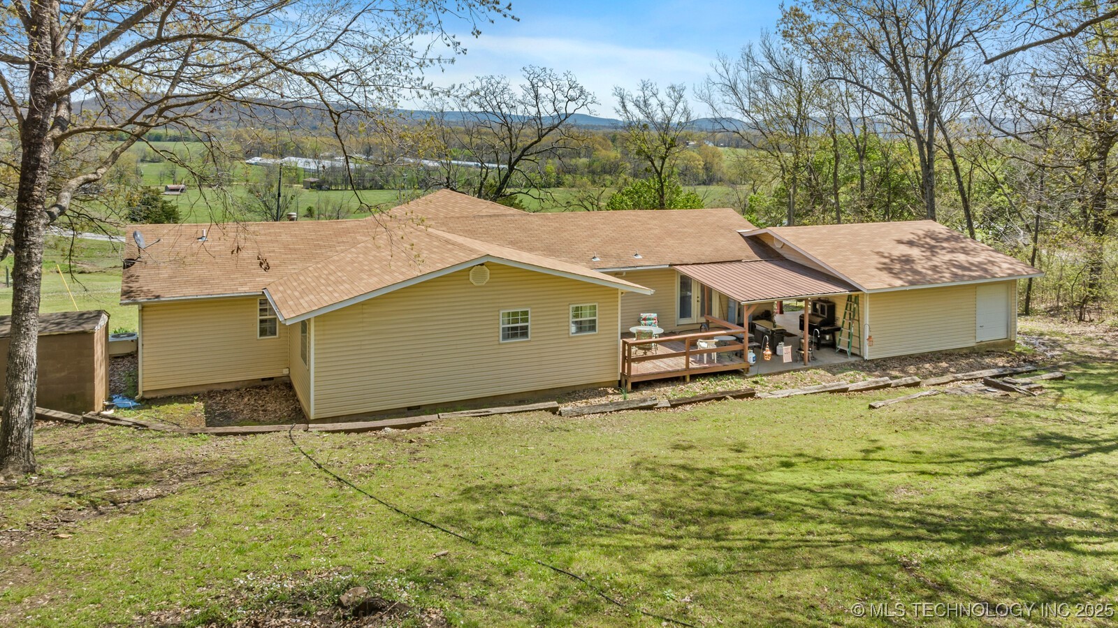 465561 Hwy 100 Property Photo 14