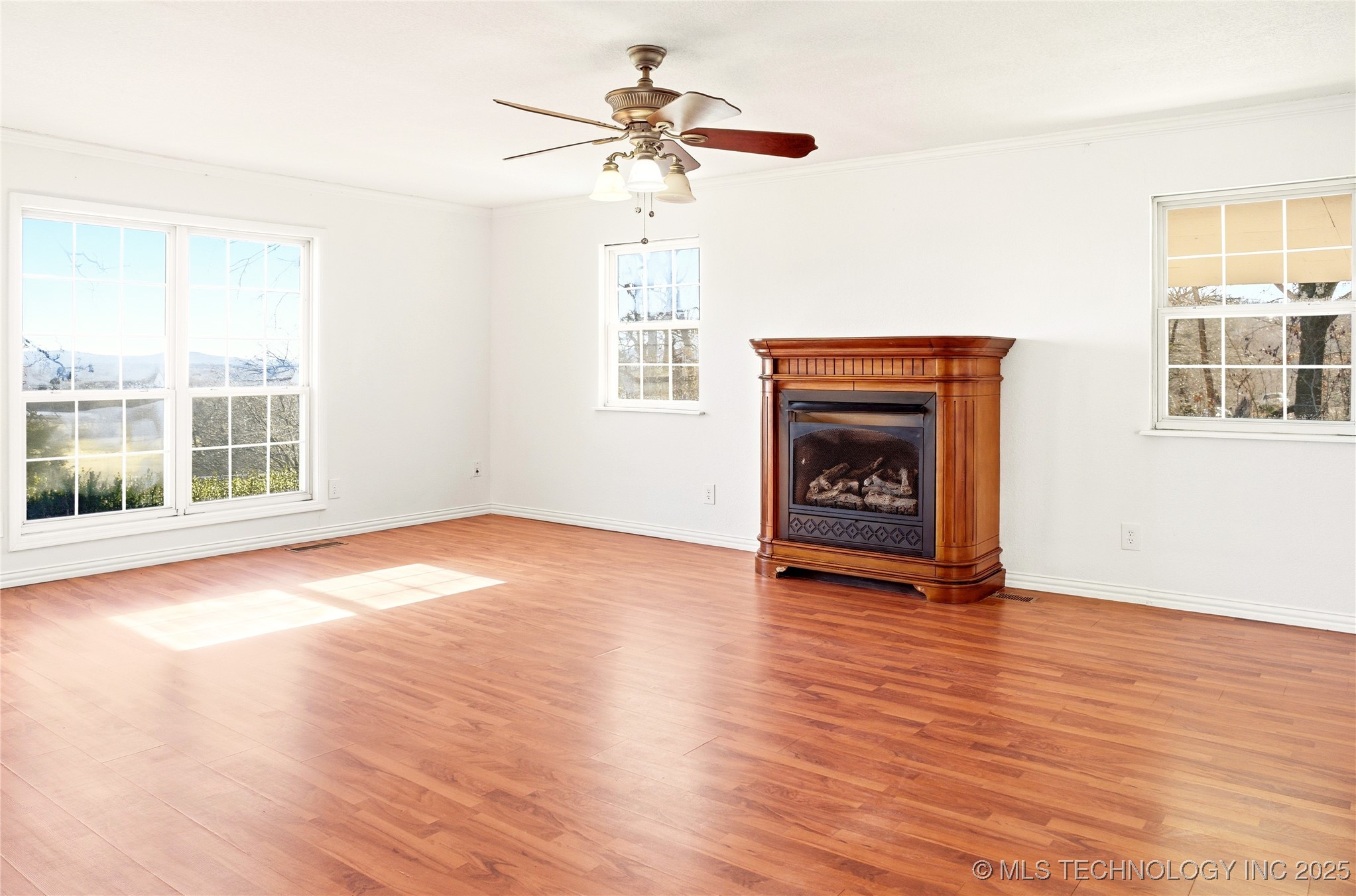 465561 Hwy 100 Property Photo 15