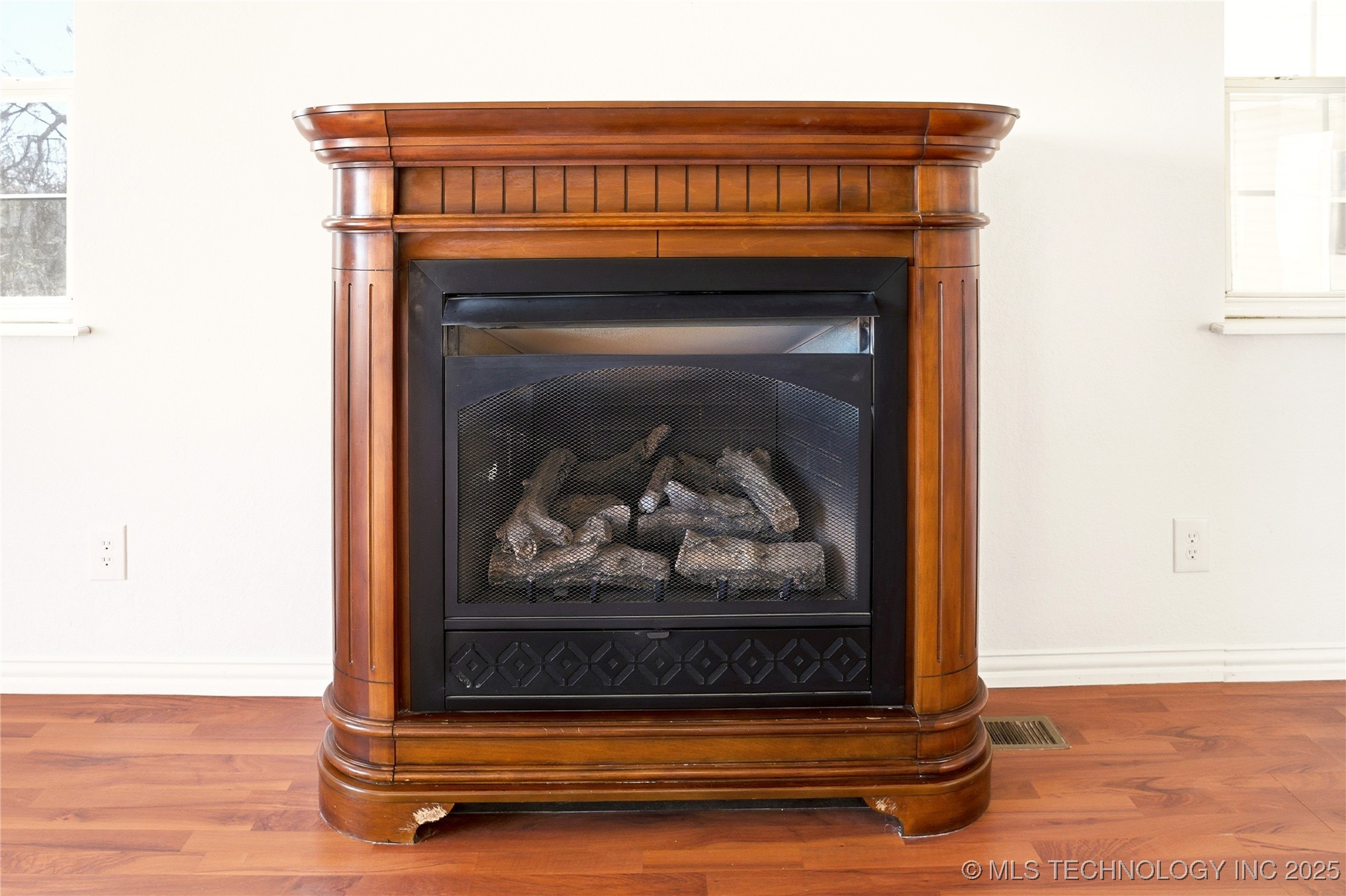 465561 Hwy 100 Property Photo 18