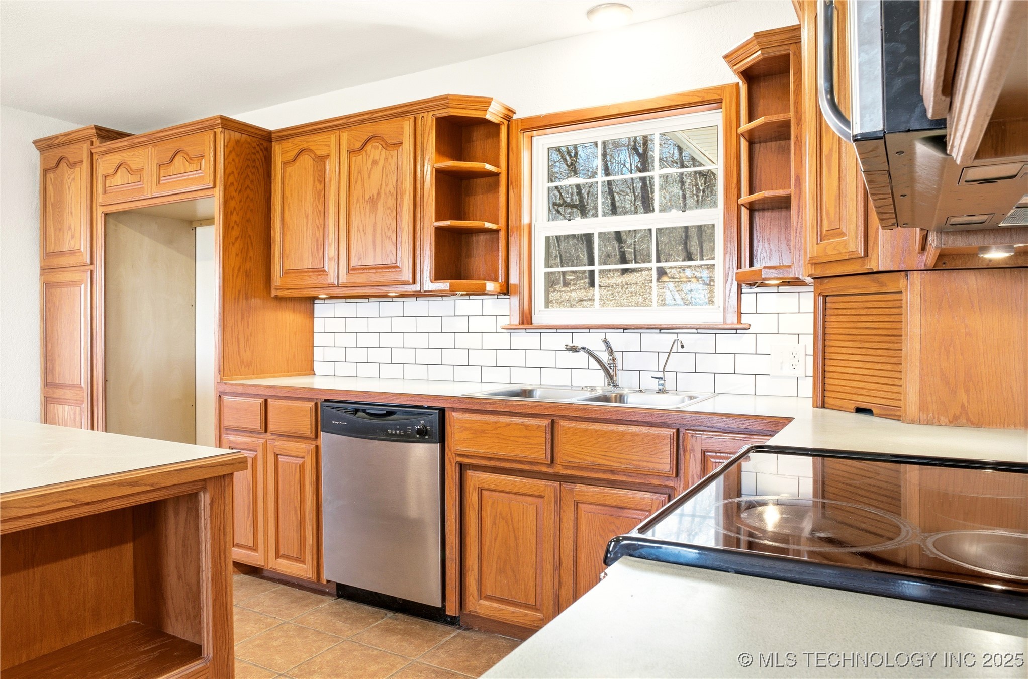 465561 Hwy 100 Property Photo 25