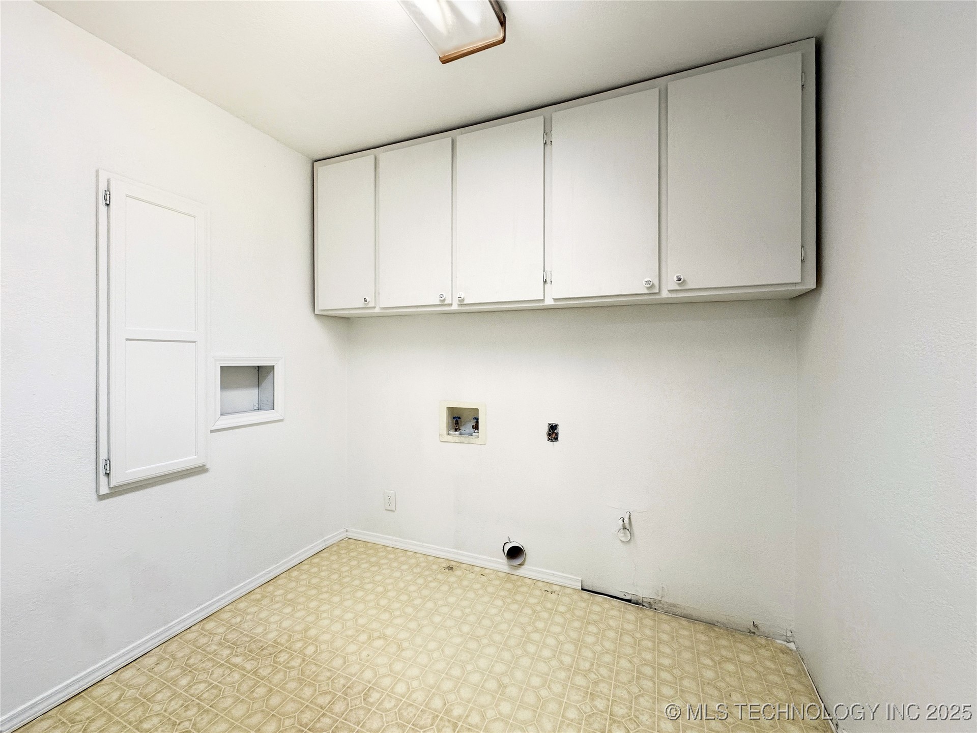 465561 Hwy 100 Property Photo 26