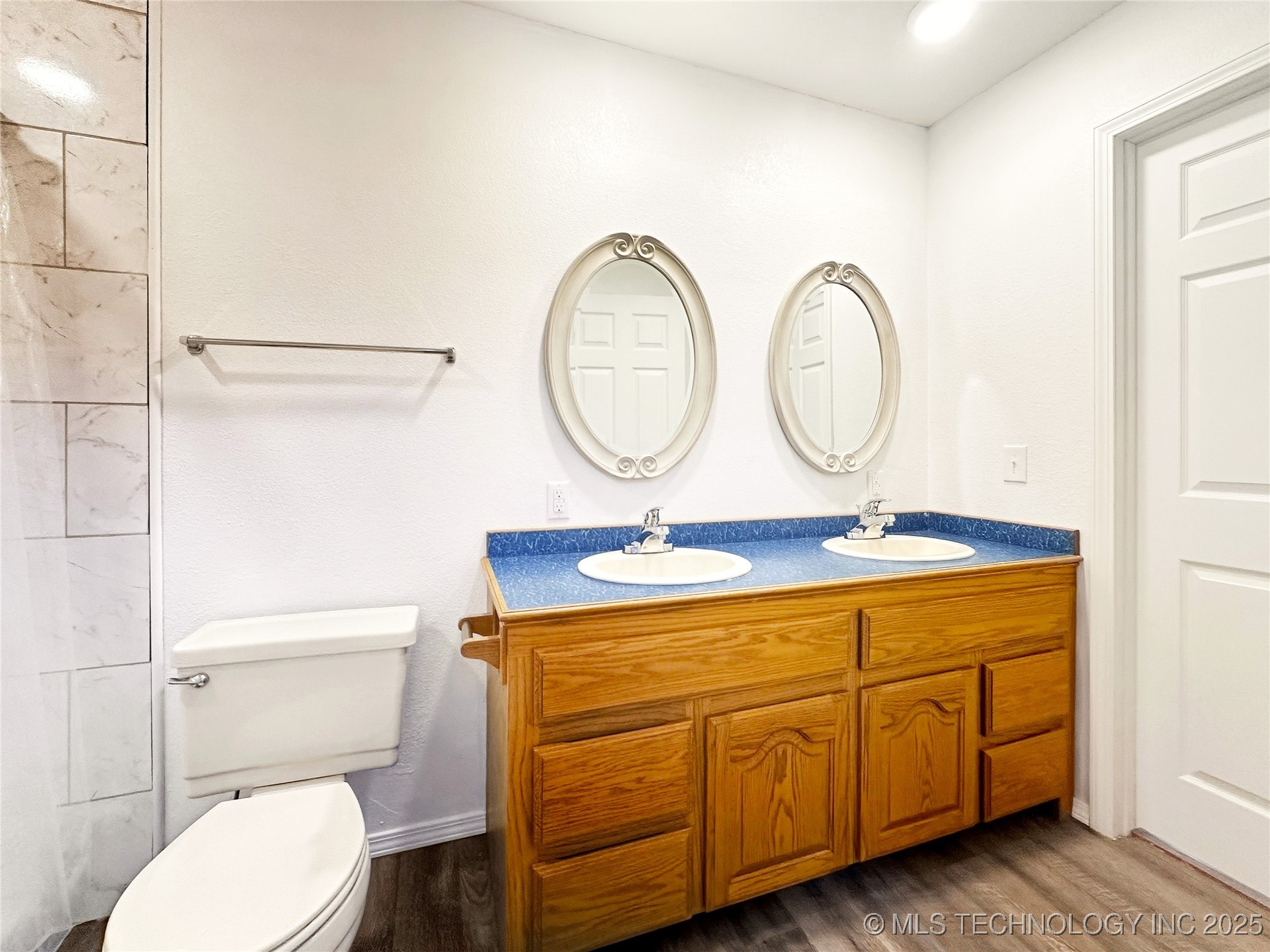 465561 Hwy 100 Property Photo 31