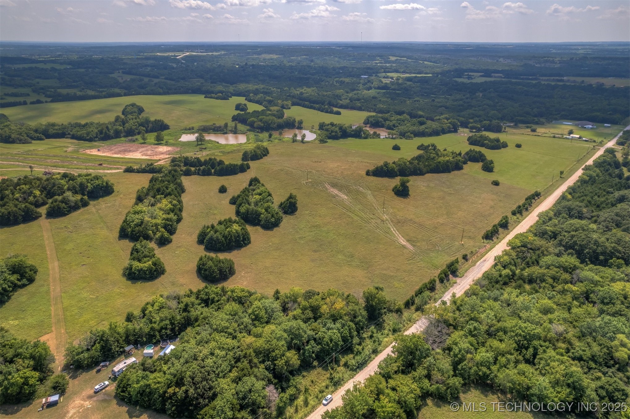 E 5300 Road Property Photo 6