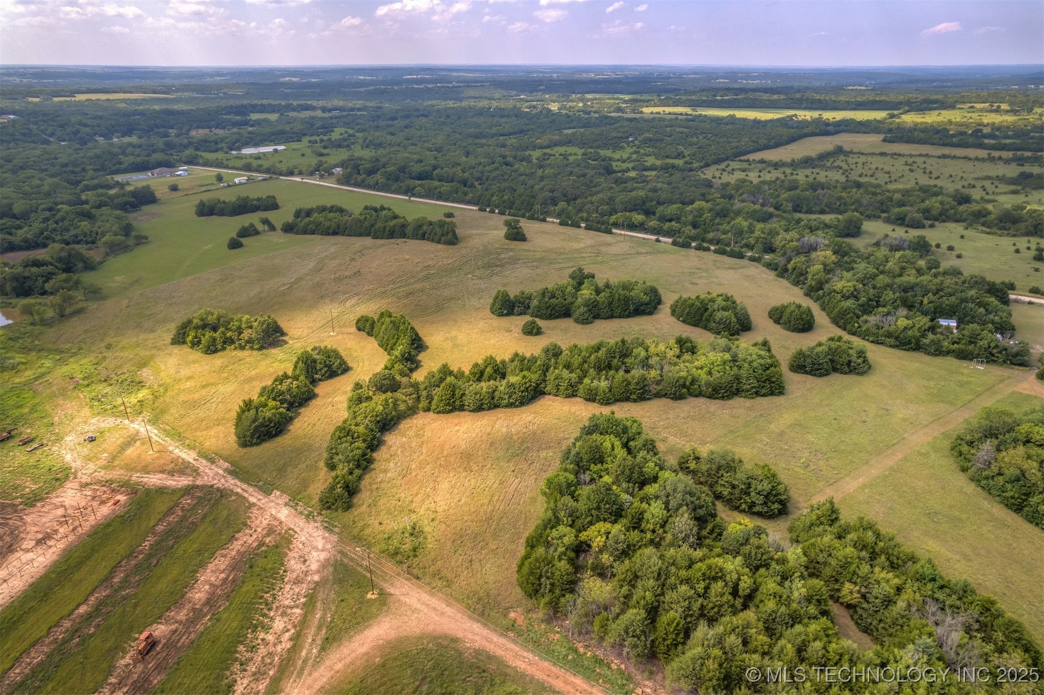 E 5300 Road Property Photo 8