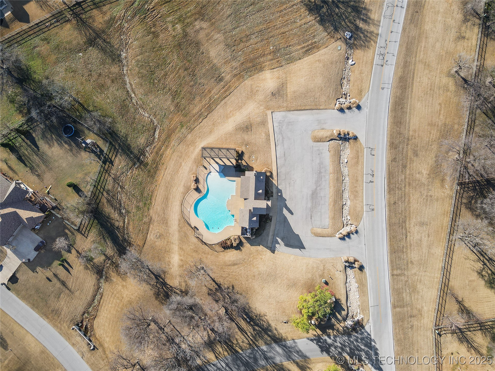 19063 E Twin Creeks Drive Property Photo 6