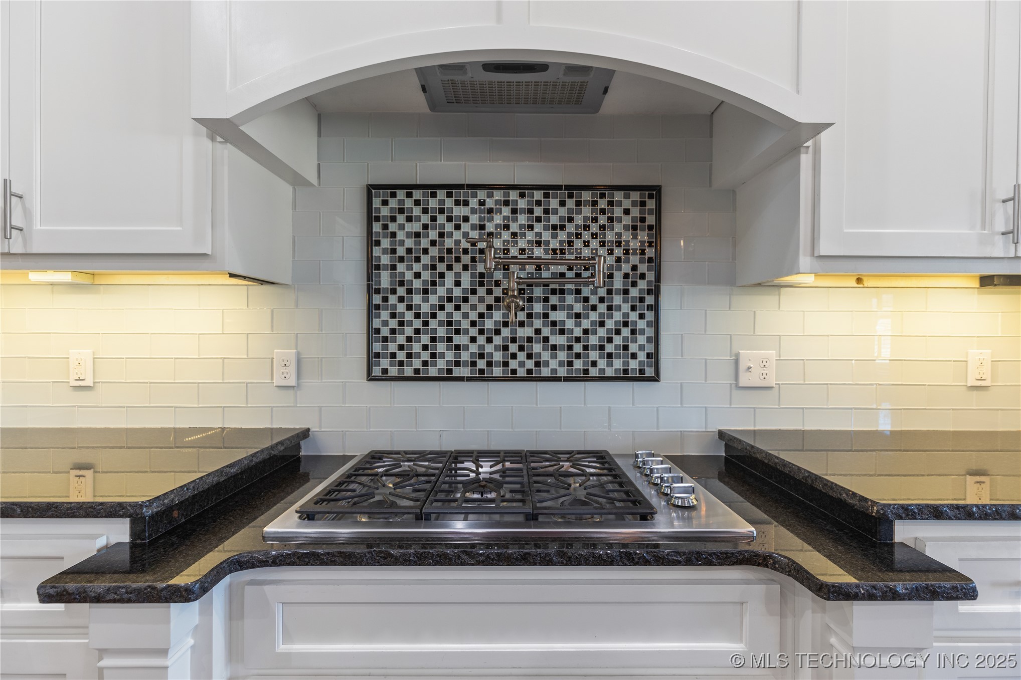 19063 E Twin Creeks Drive Property Photo 13