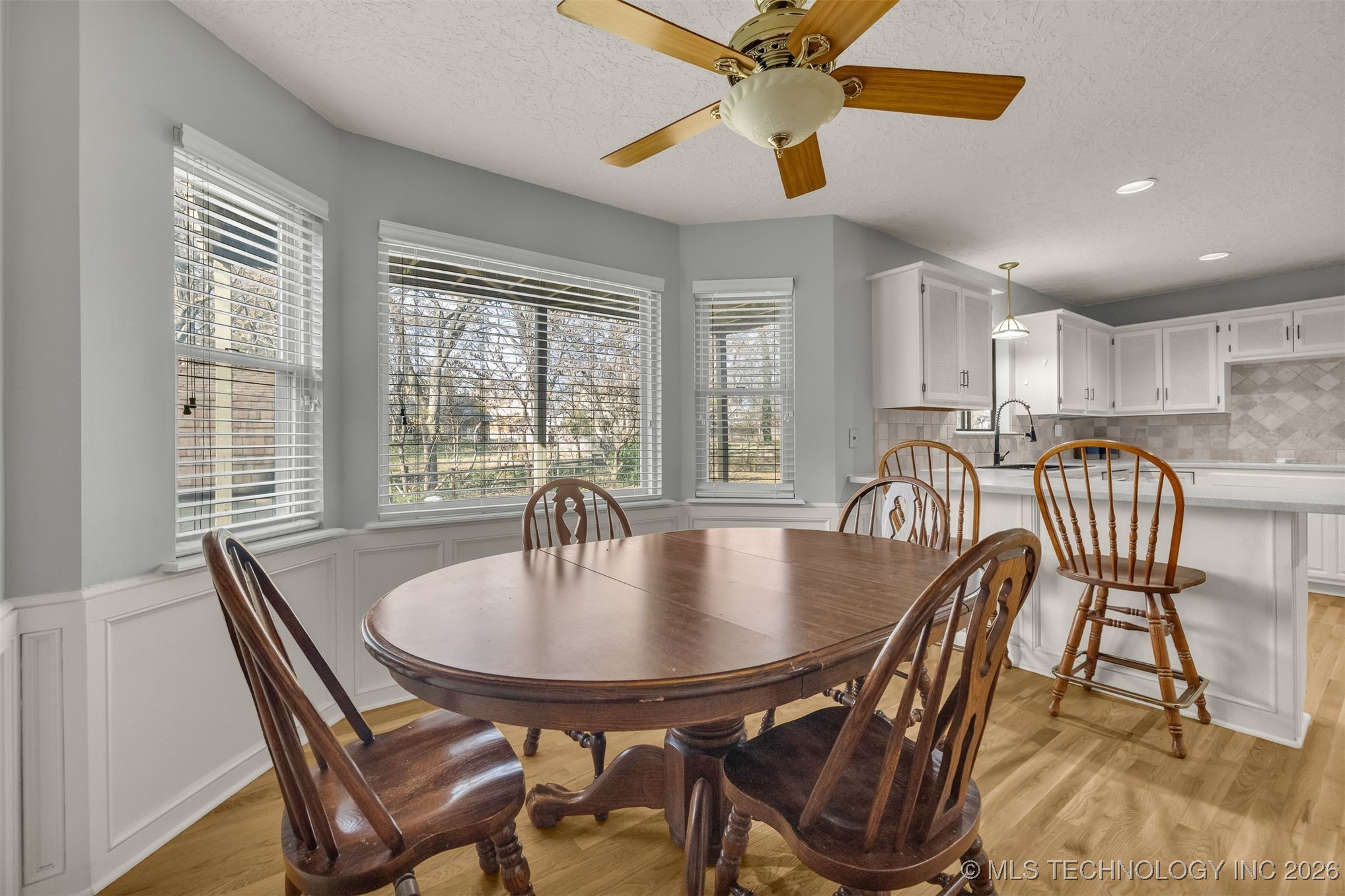 7004 S Peach Avenue Property Photo 19