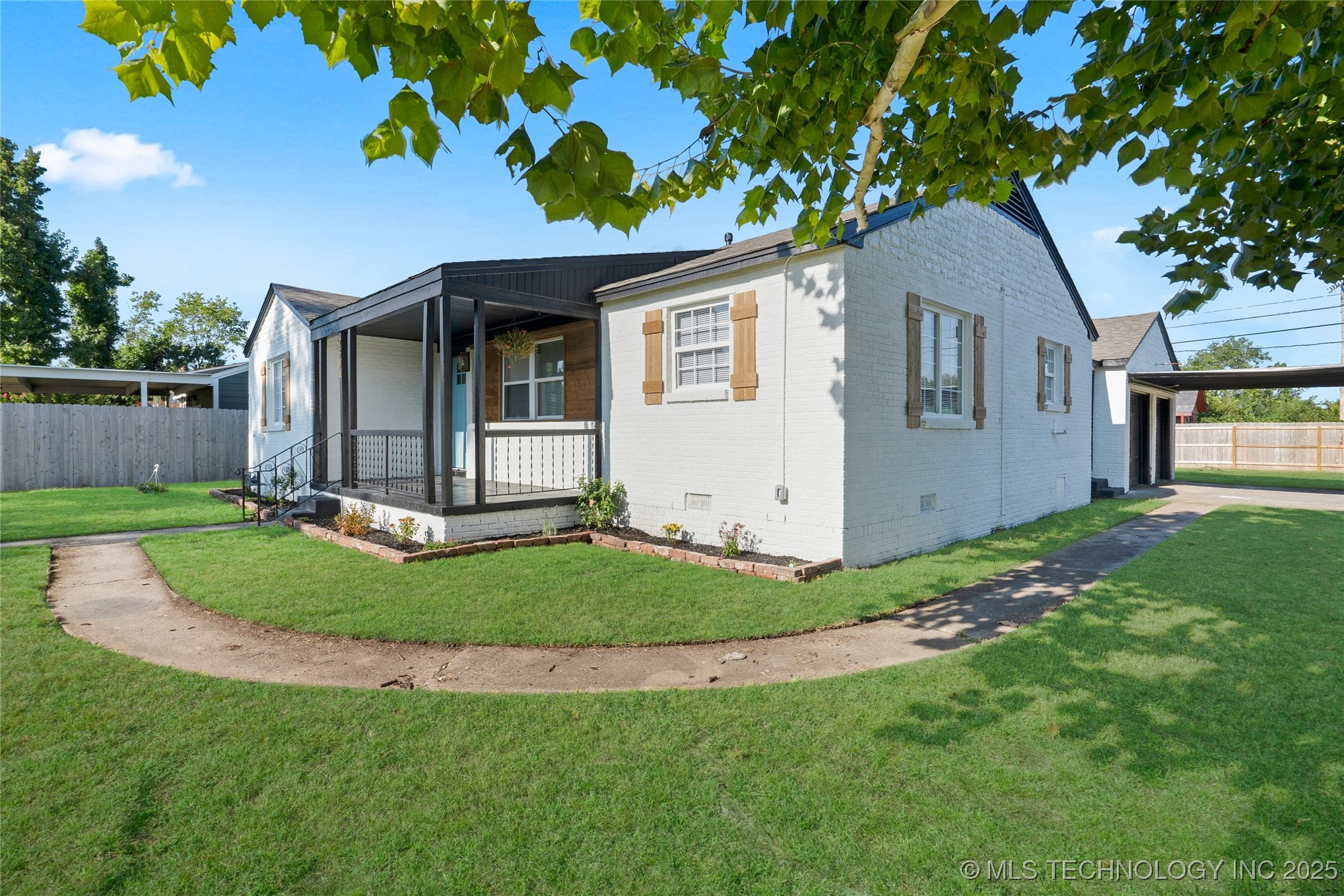 2301 Dewey Avenue Property Photo 17