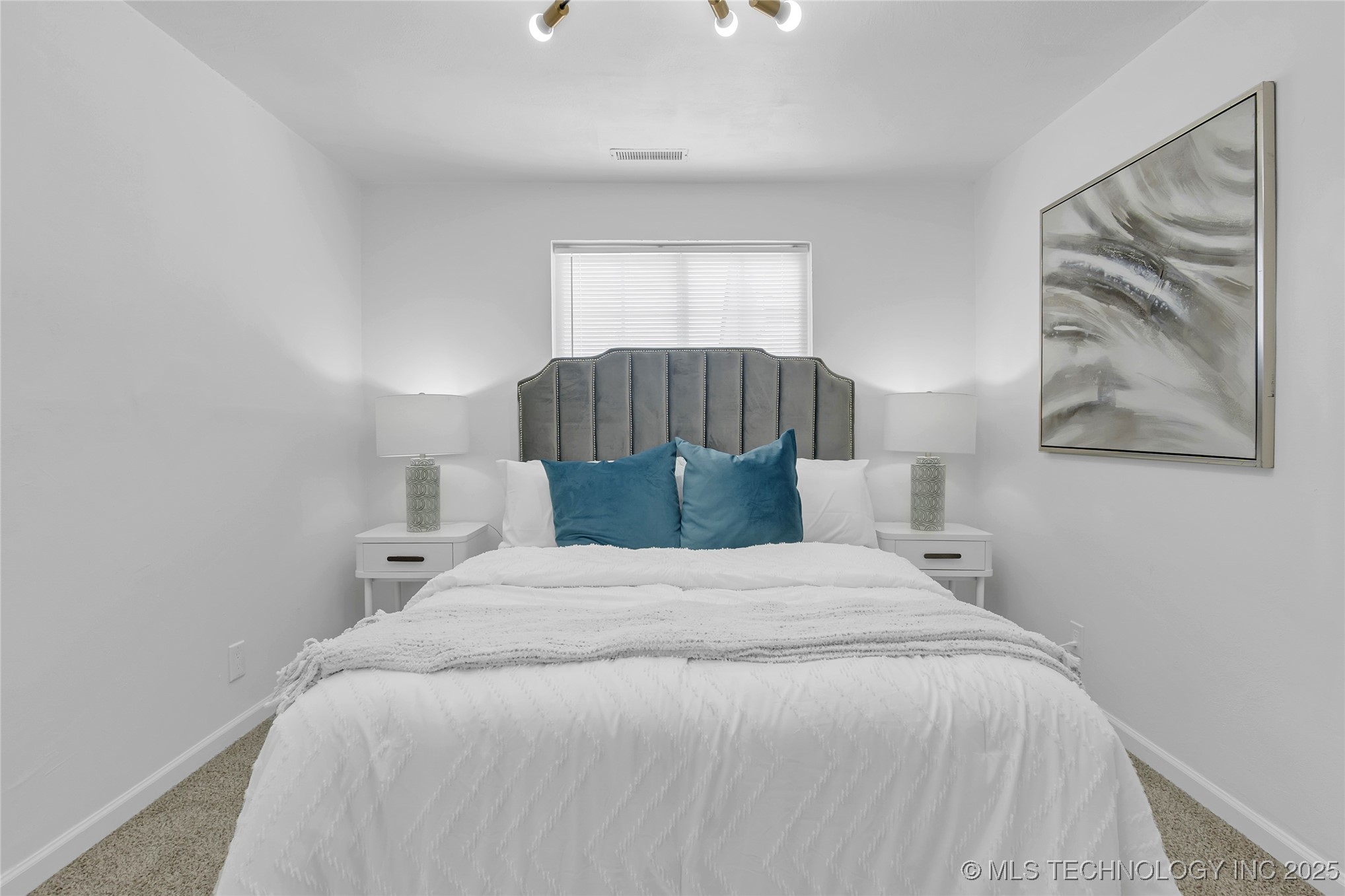 2301 Dewey Avenue Property Photo 20