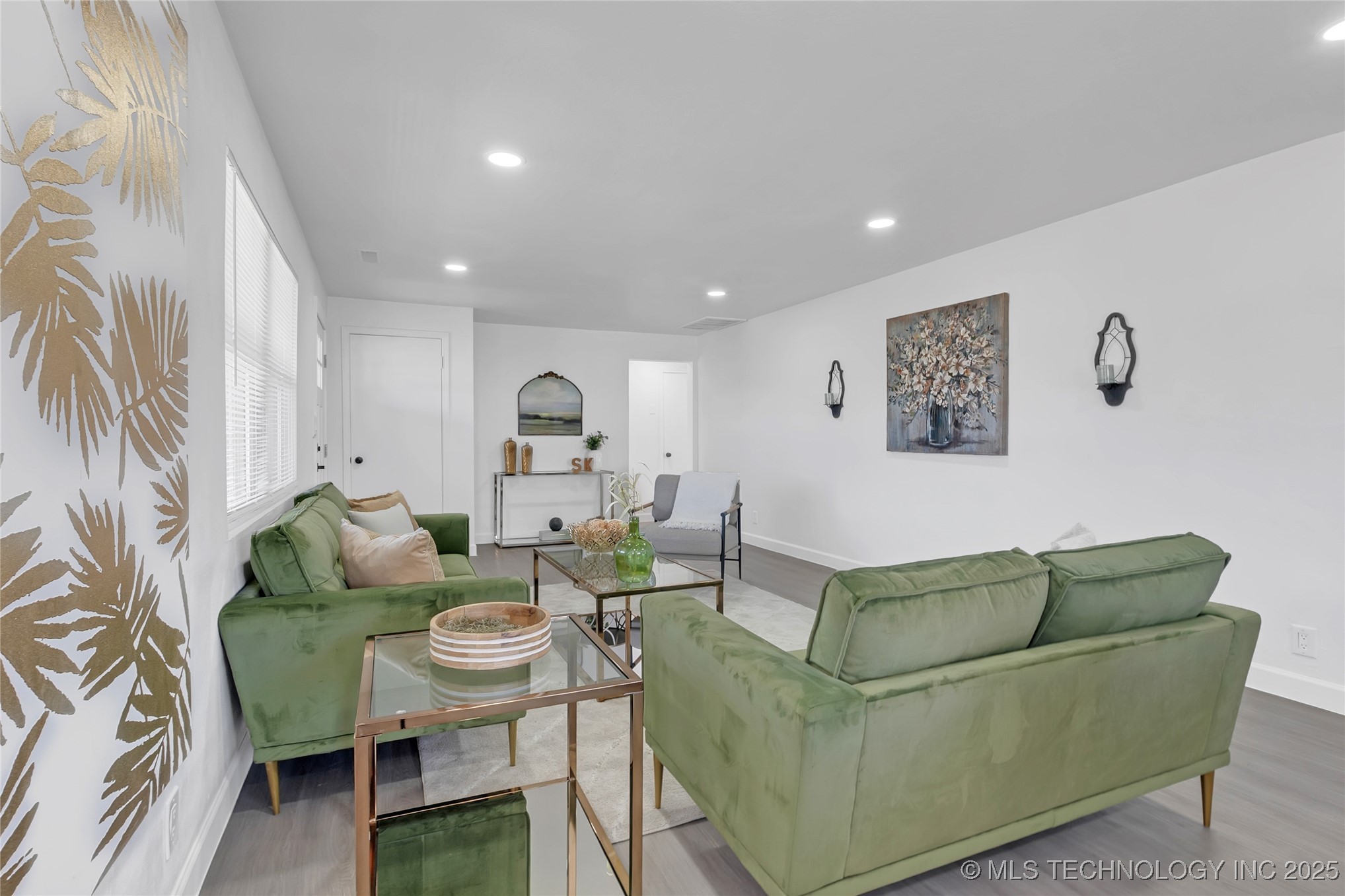 2301 Dewey Avenue Property Photo 23