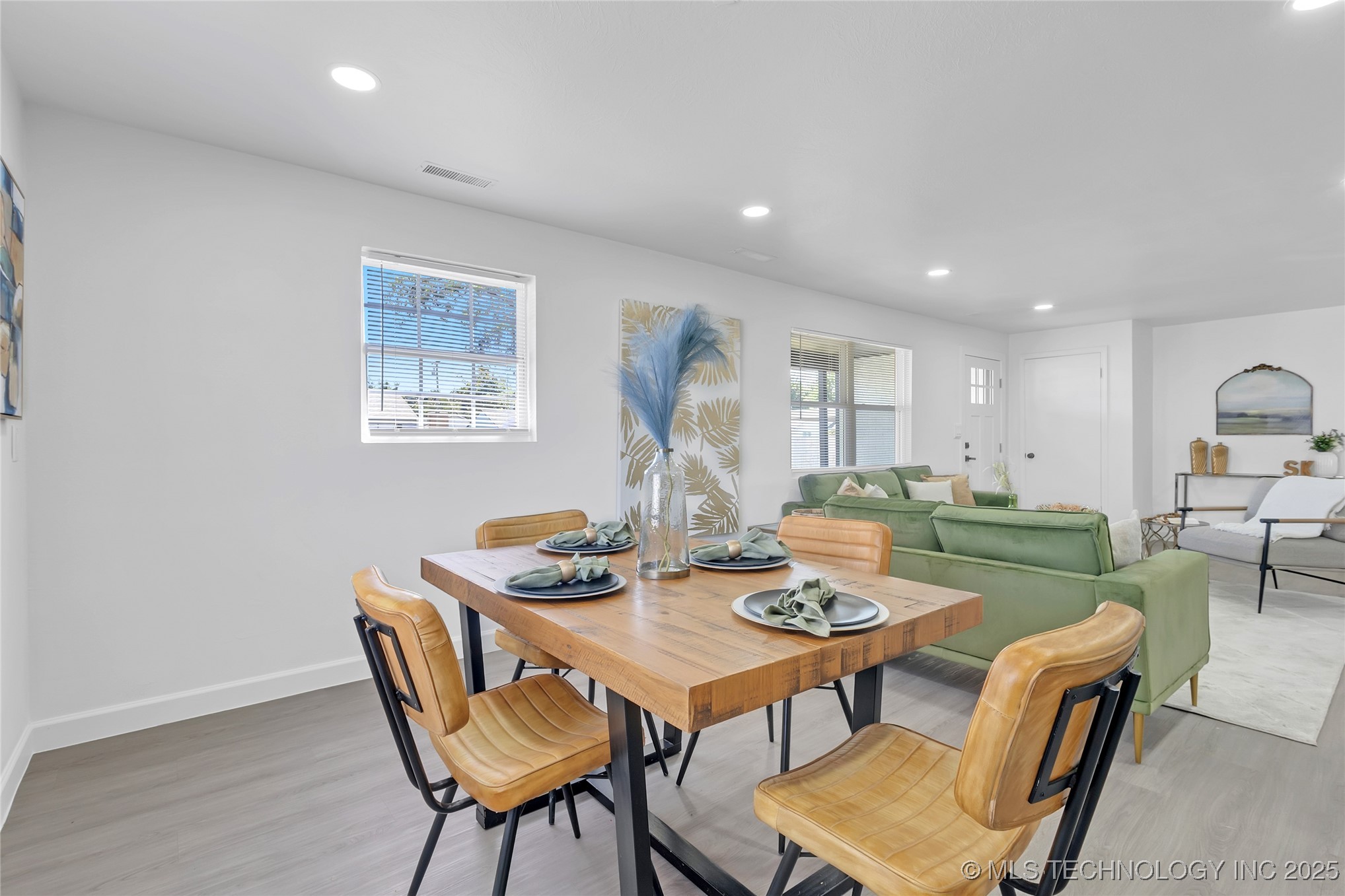 2301 Dewey Avenue Property Photo 30