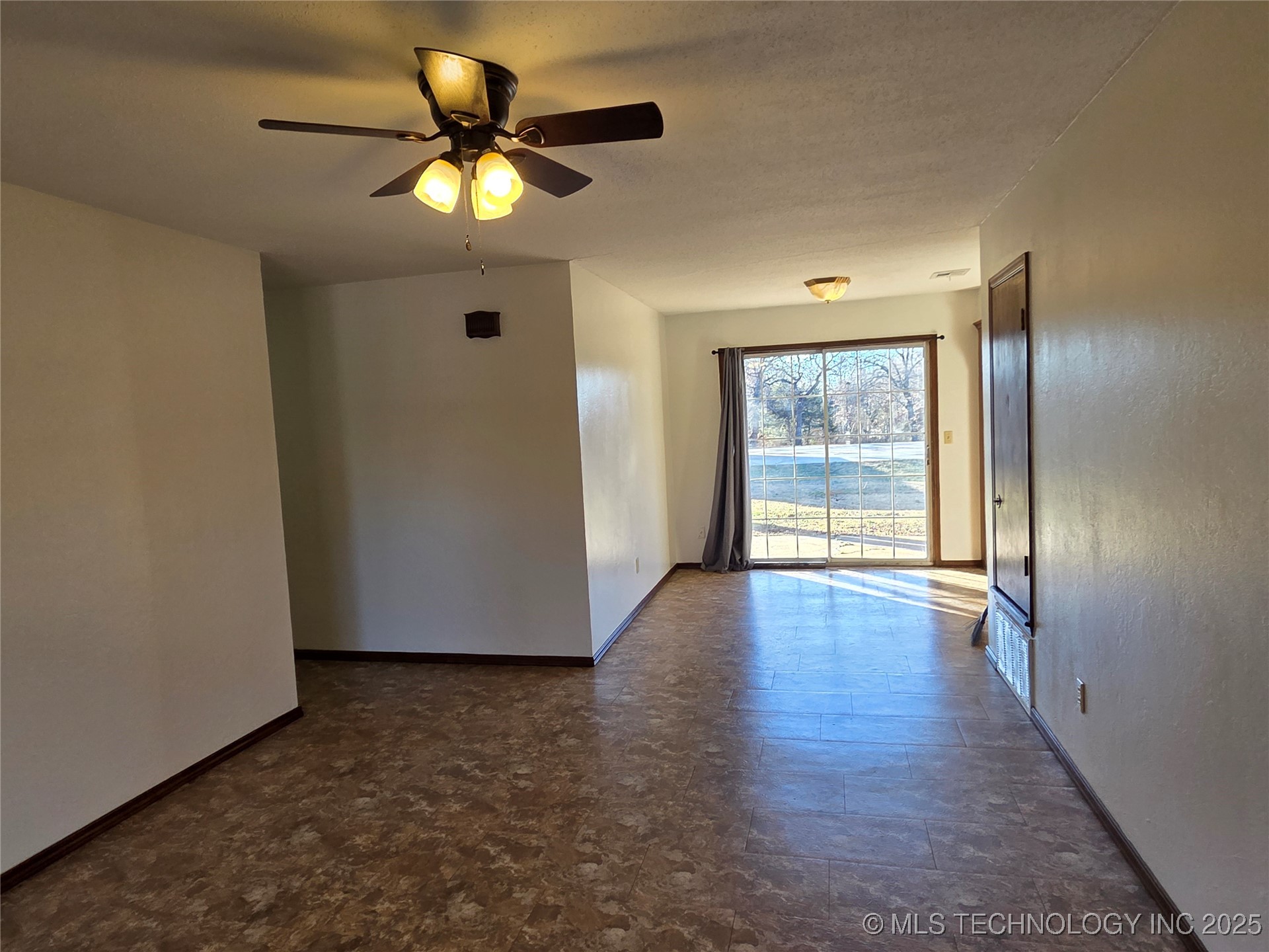 116 Connolly Property Photo 11