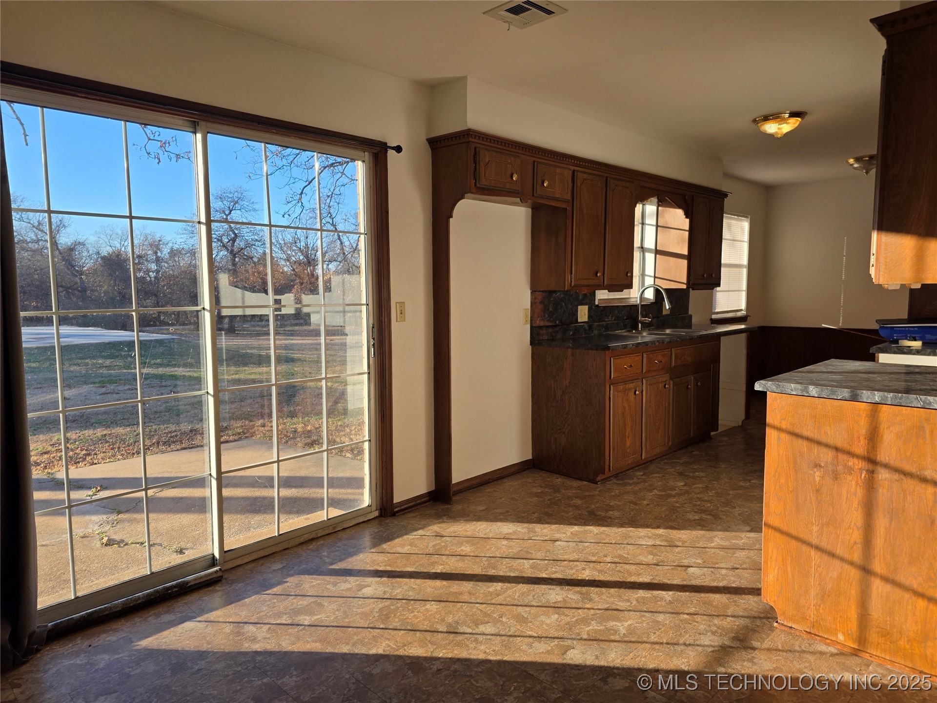 116 Connolly Property Photo 13