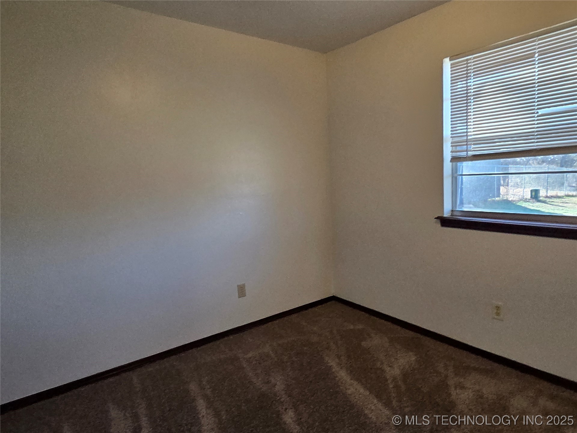 116 Connolly Property Photo 21