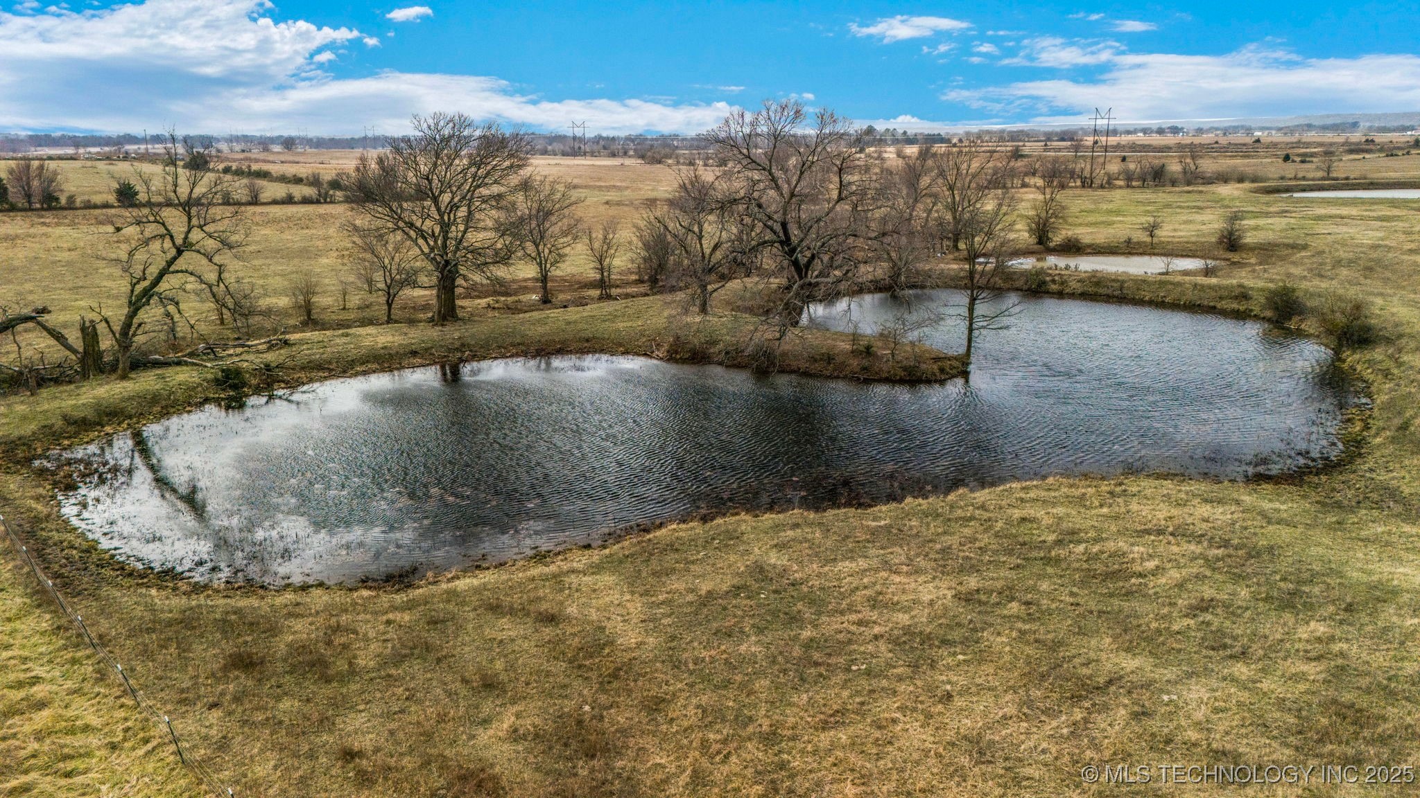 33265 S Highway 69 Property Photo 11