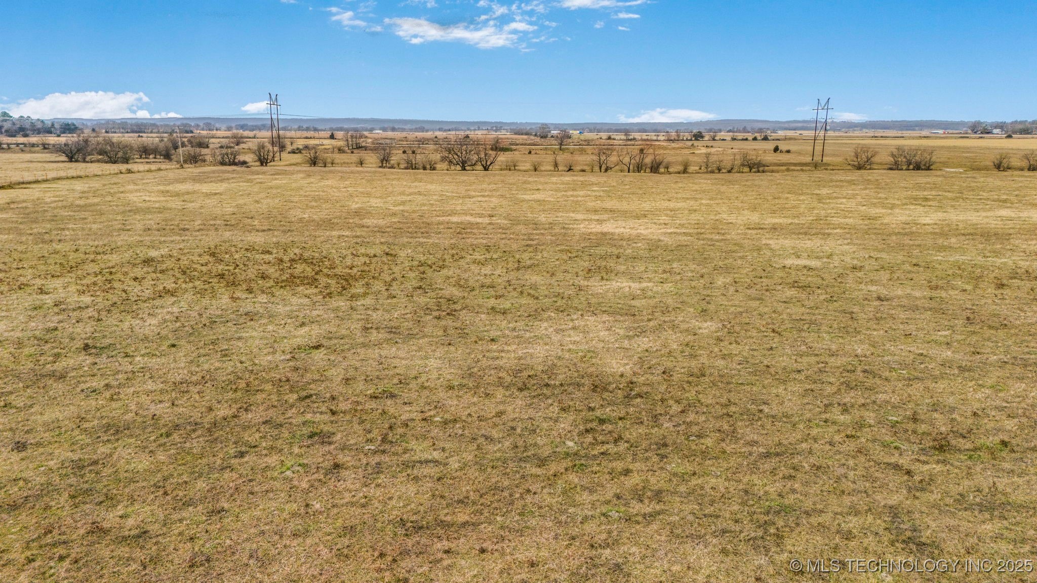 33265 S Highway 69 Property Photo 15