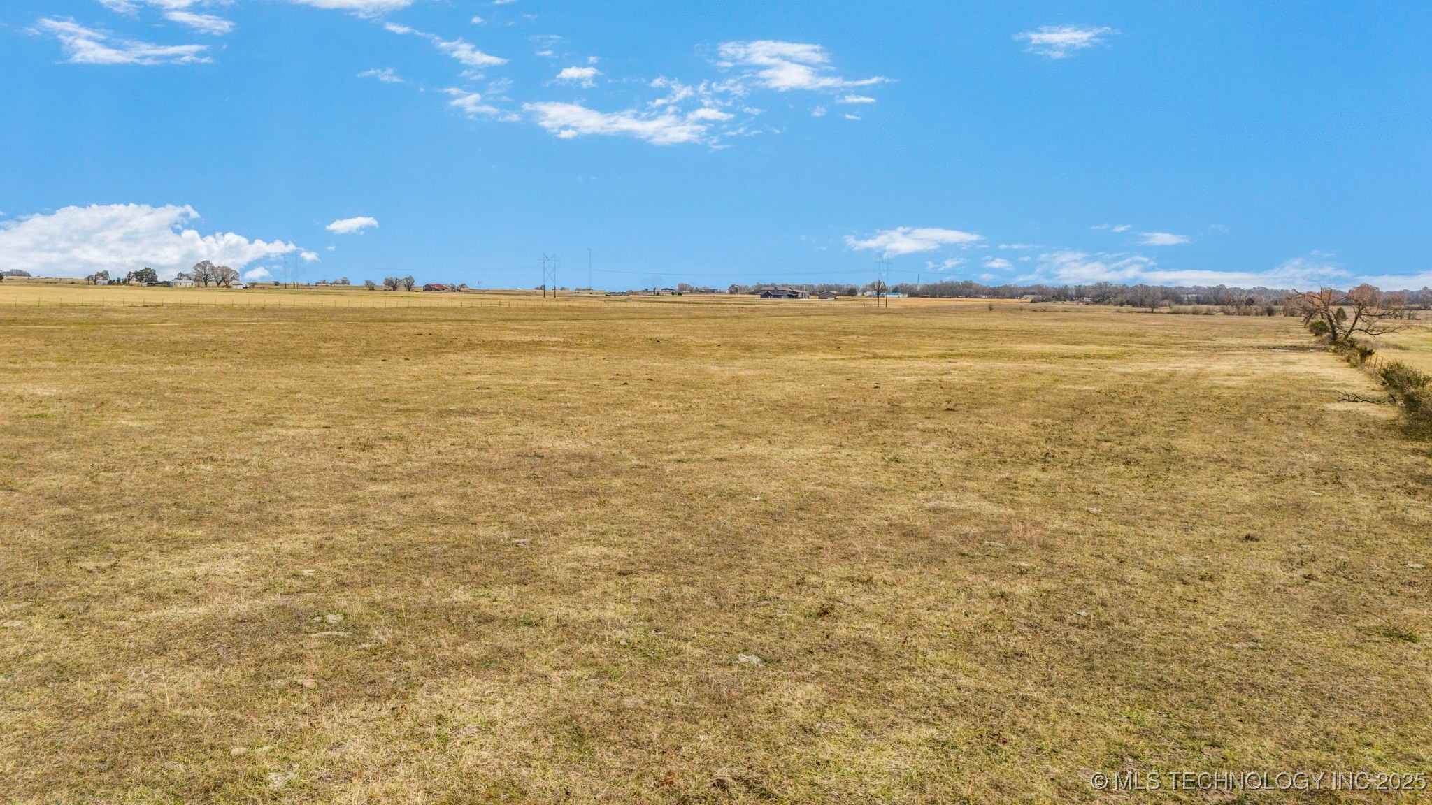 33265 S Highway 69 Property Photo 19