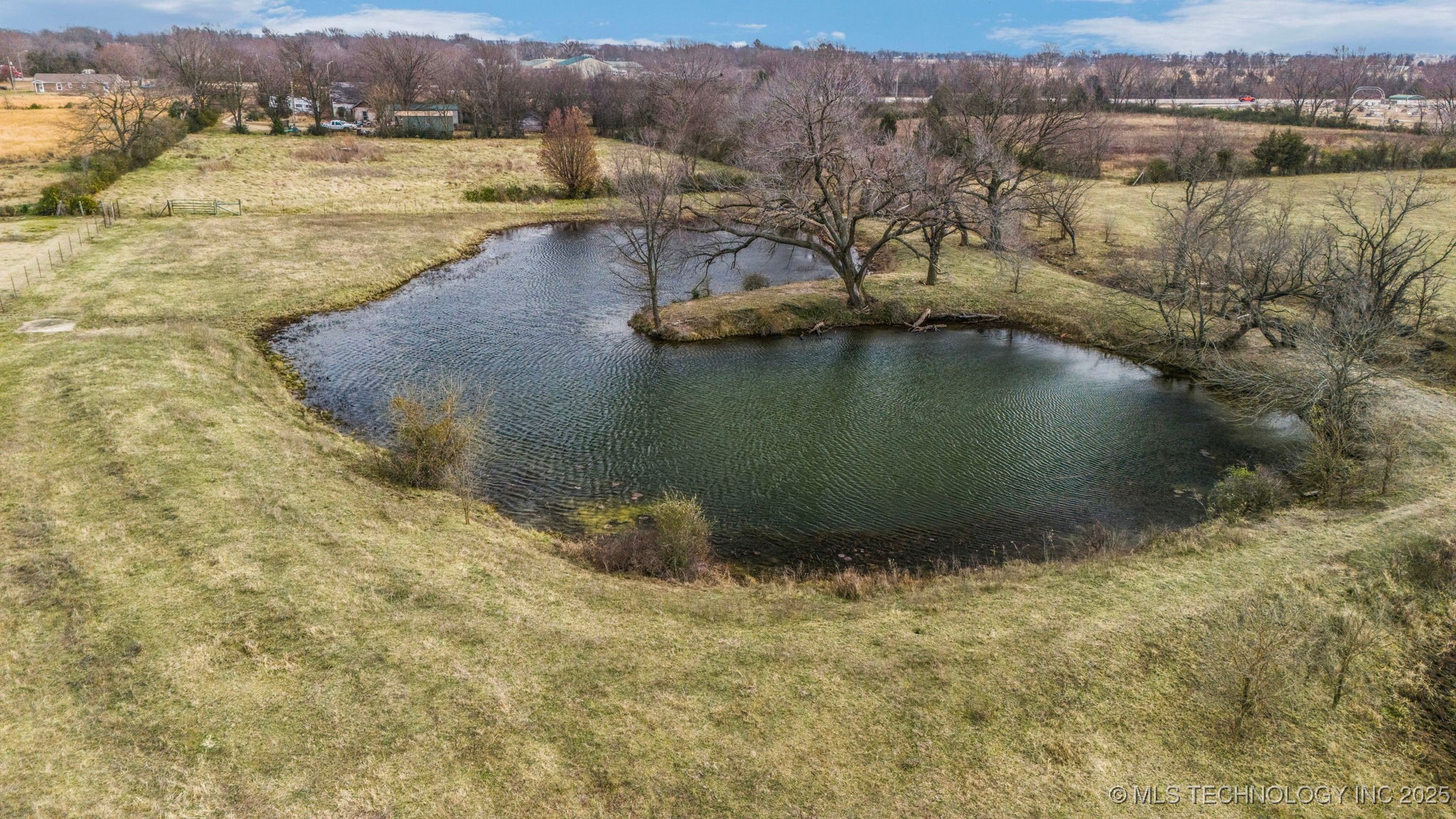 33265 S Highway 69 Property Photo 23