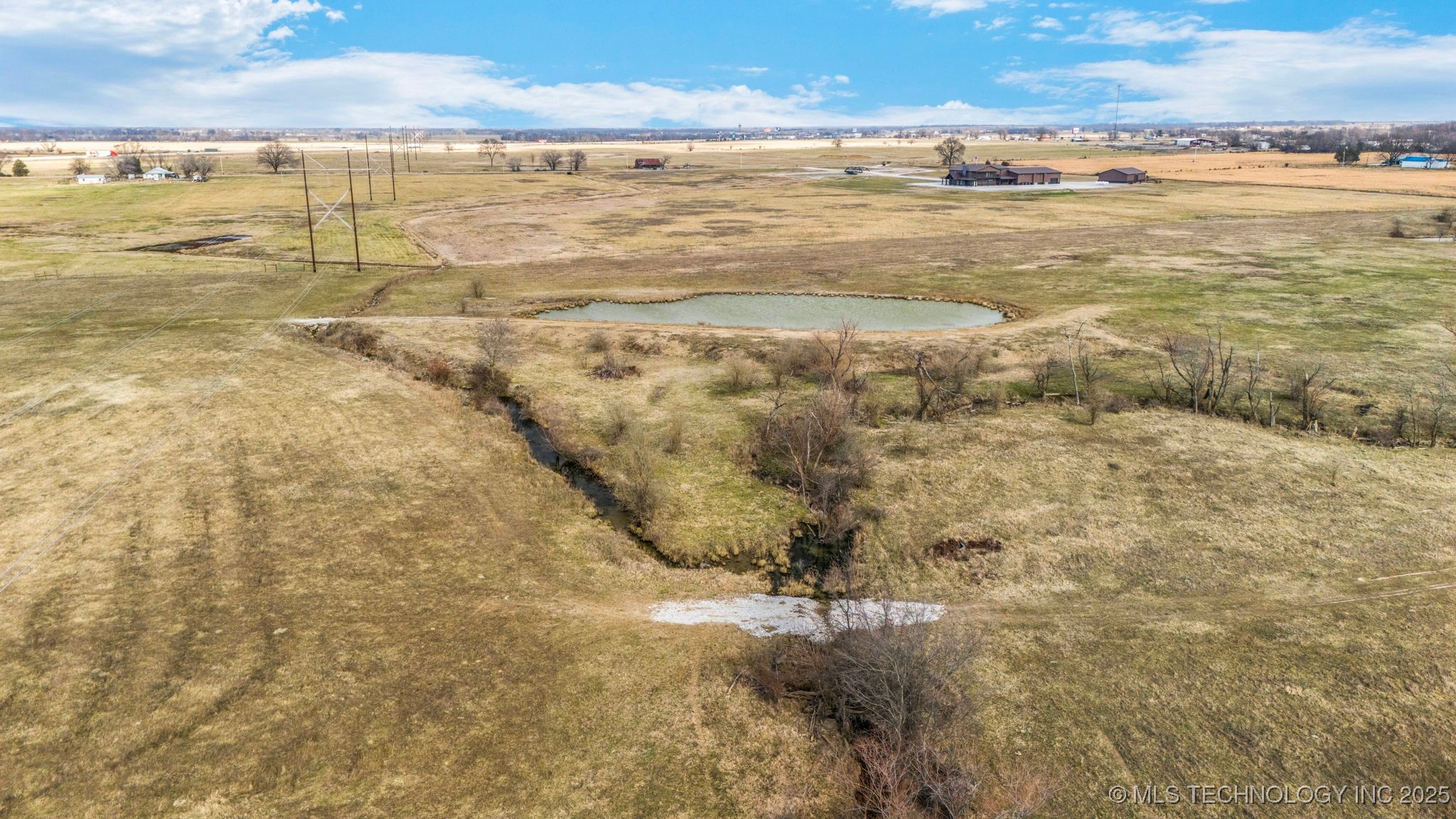33265 S Highway 69 Property Photo 26