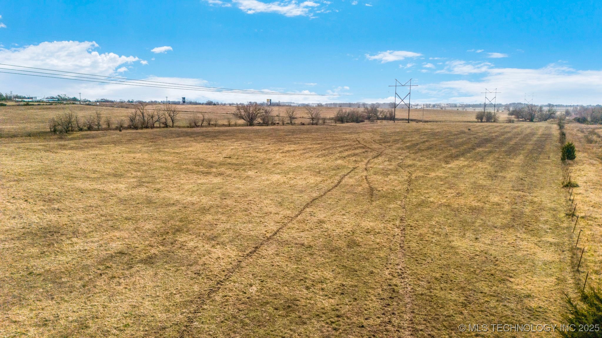 33265 S Highway 69 Property Photo 30