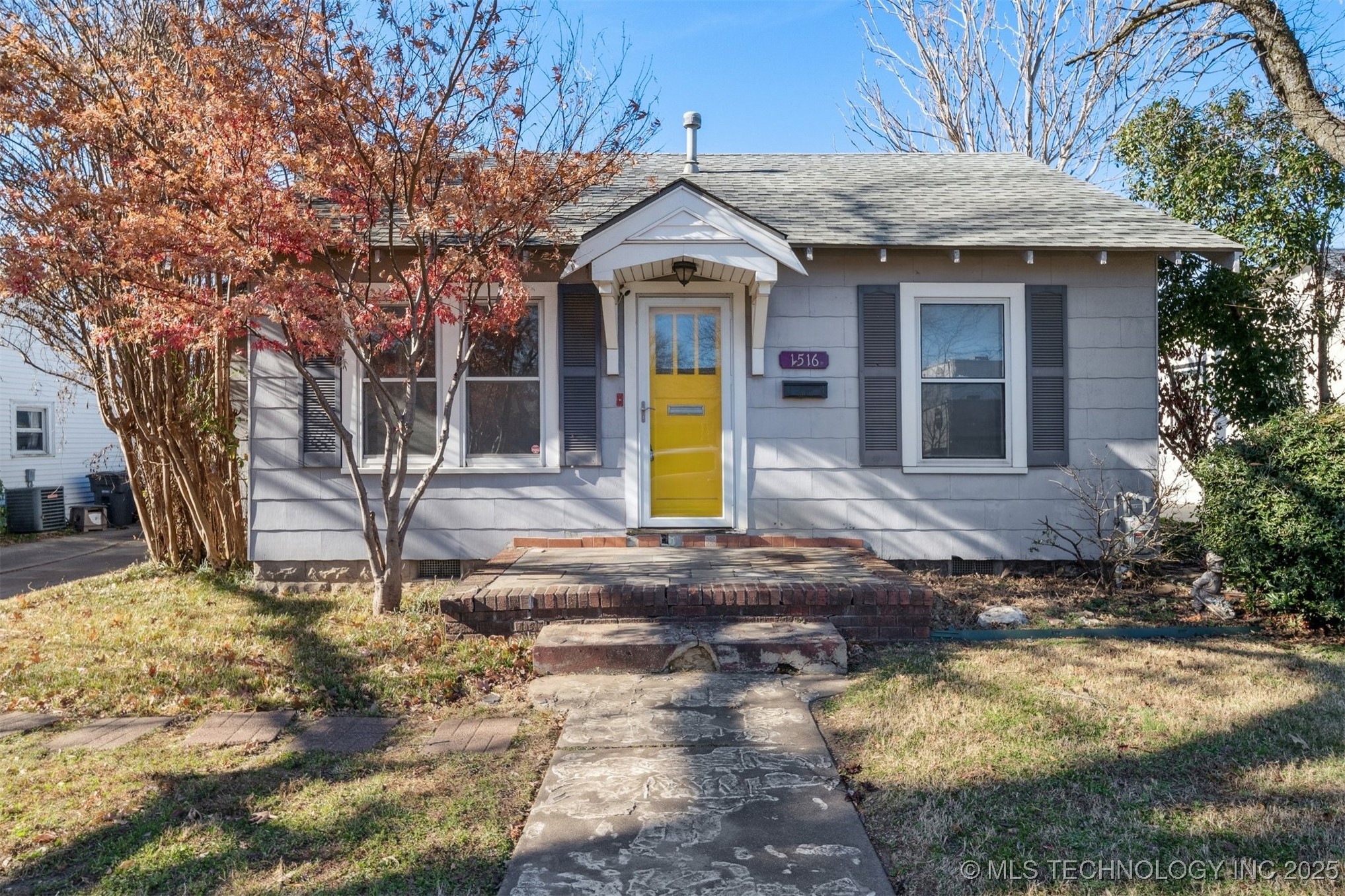 1516 S Atlanta Avenue Property Photo 1