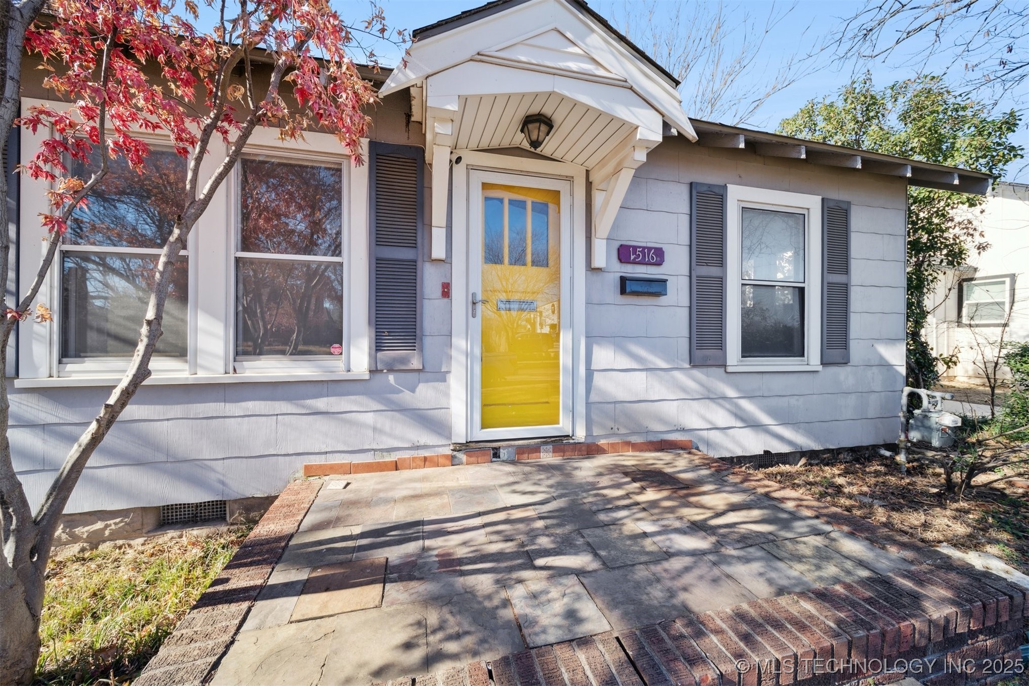 1516 S Atlanta Avenue Property Photo 2