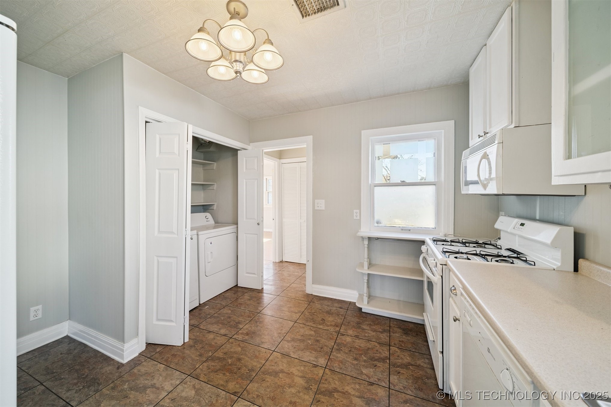 1516 S Atlanta Avenue Property Photo 7