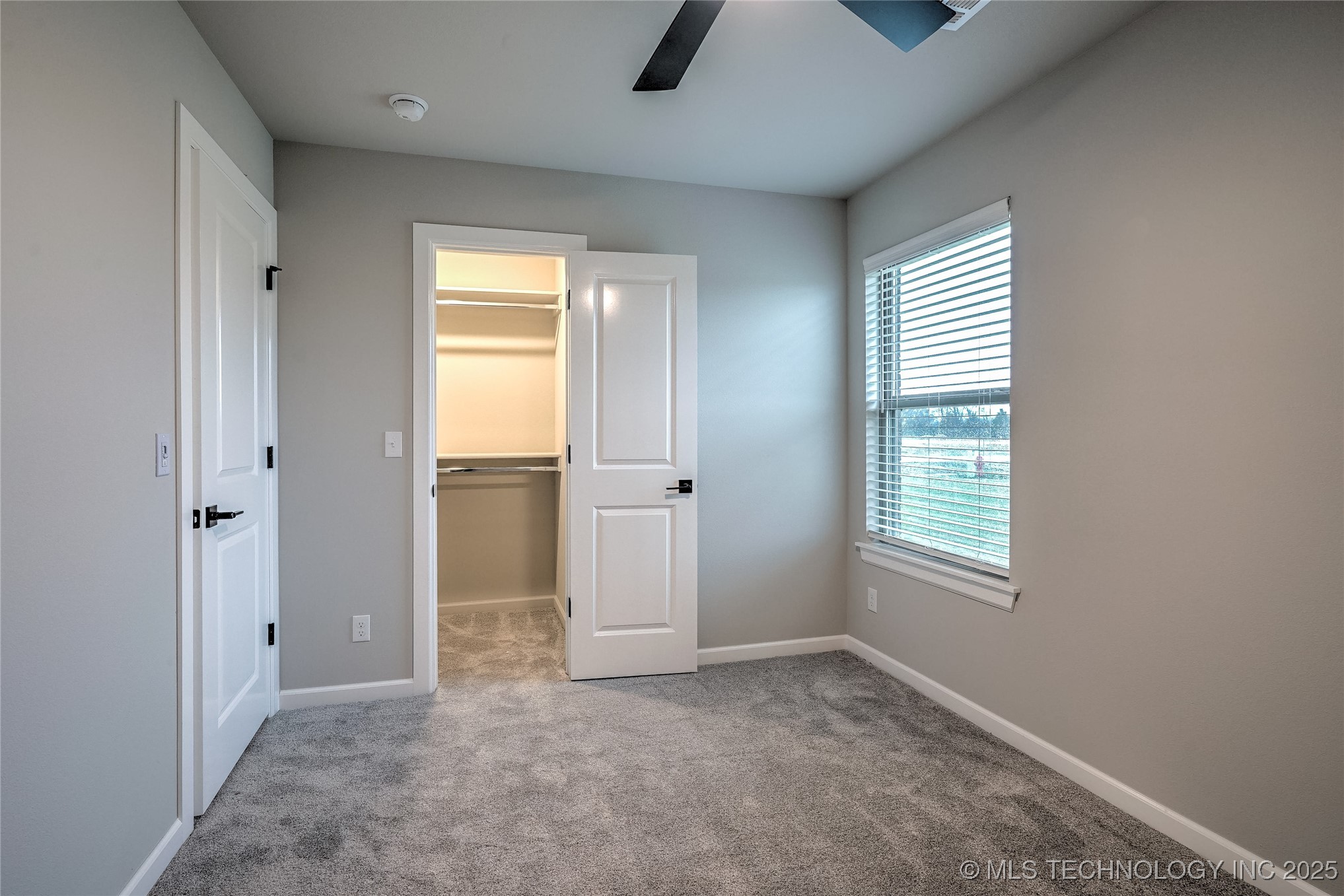 13755 N 58th East Avenue Property Photo 13