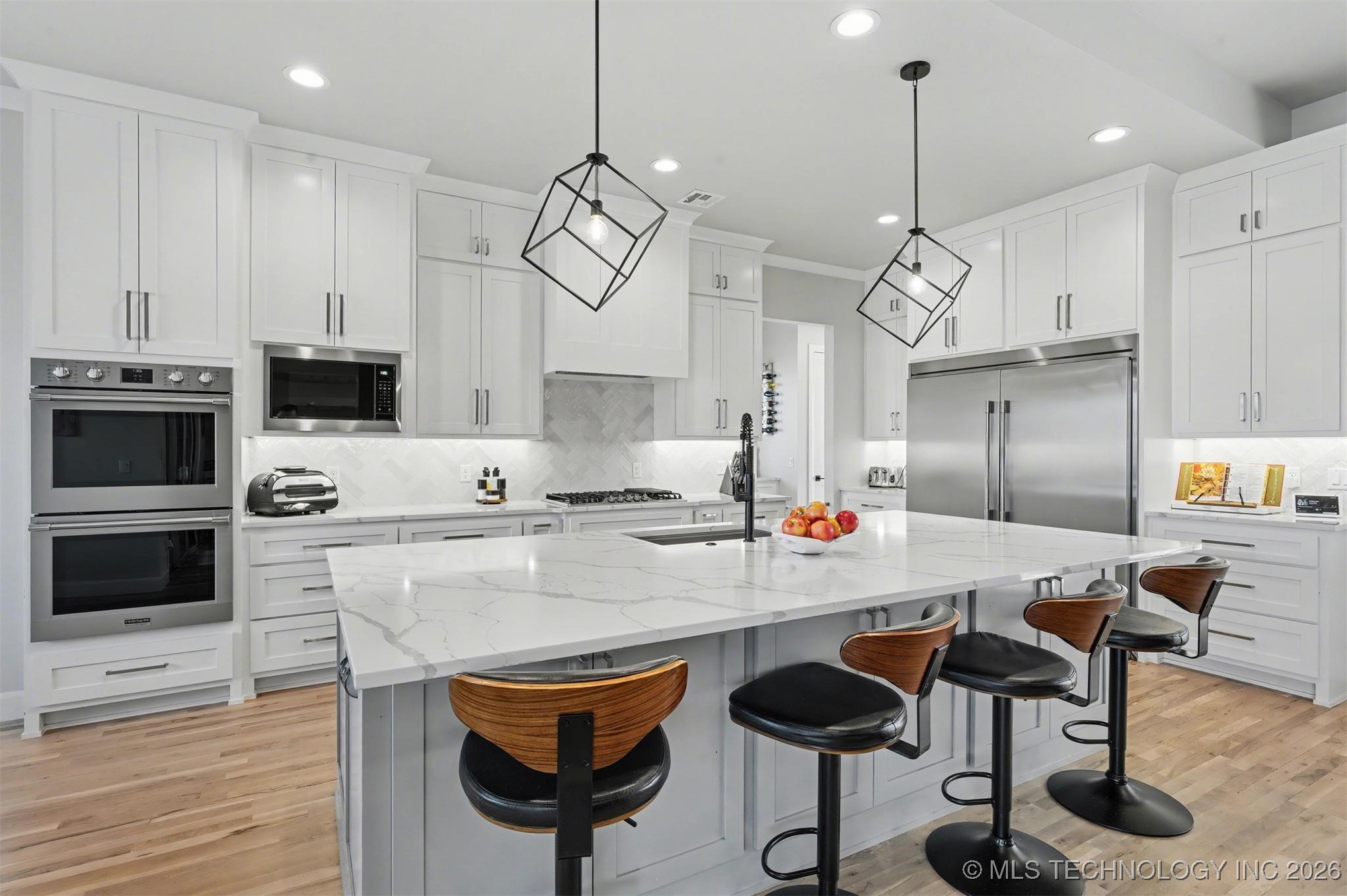 12668 S Fulton Avenue Property Photo 15