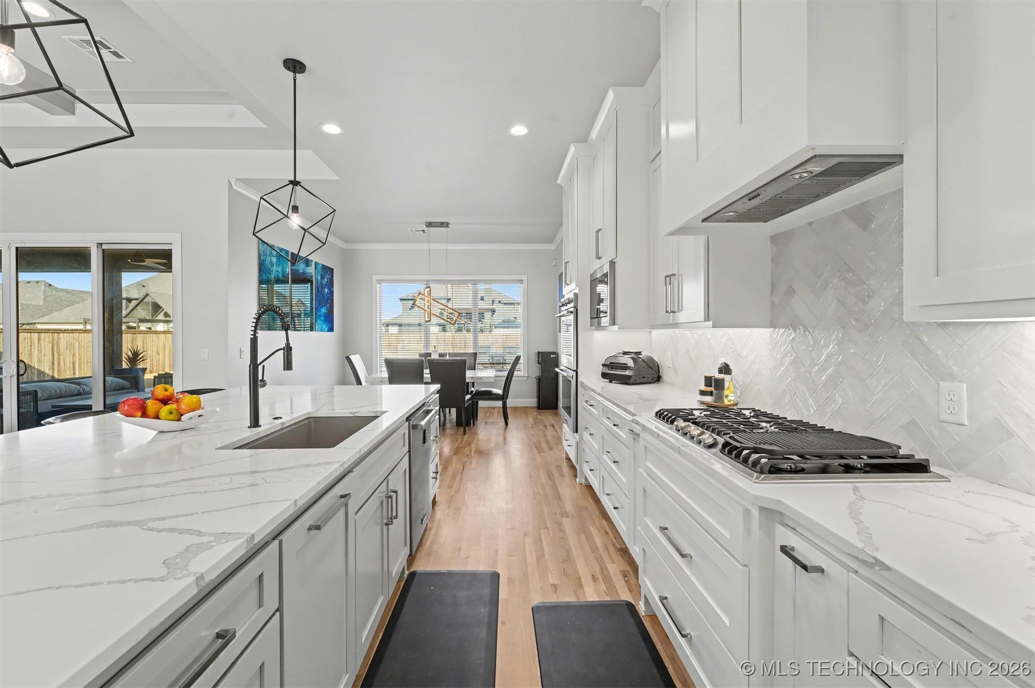 12668 S Fulton Avenue Property Photo 19