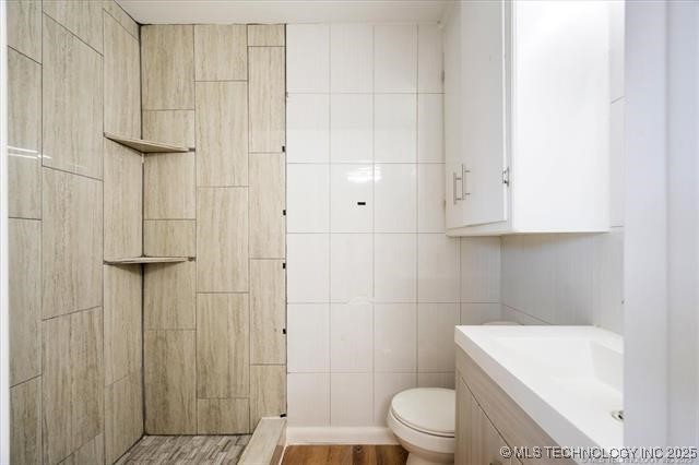 3220 S Knoxville Street Property Photo 13