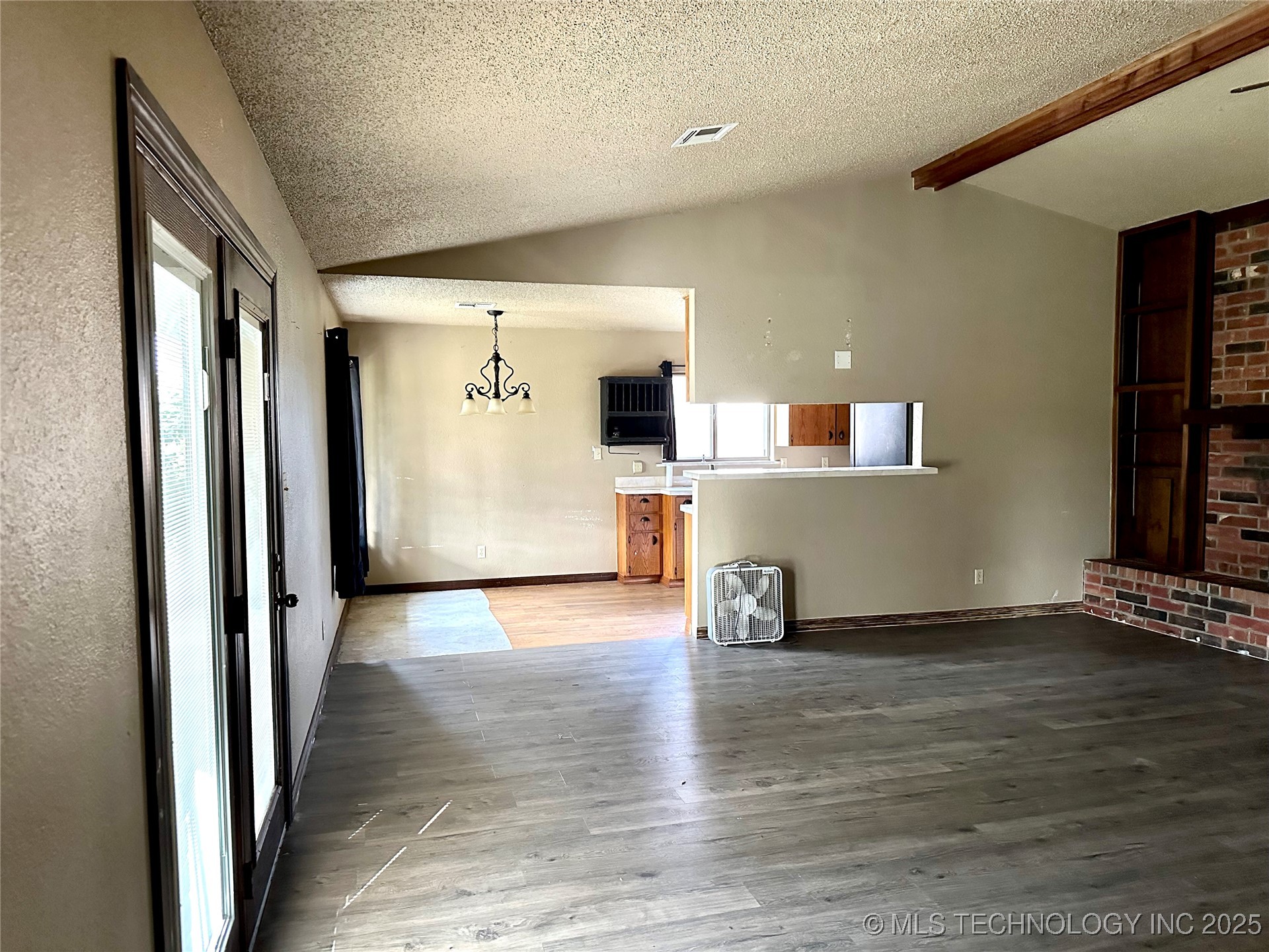 1931 Green Meadows Drive Property Photo 8