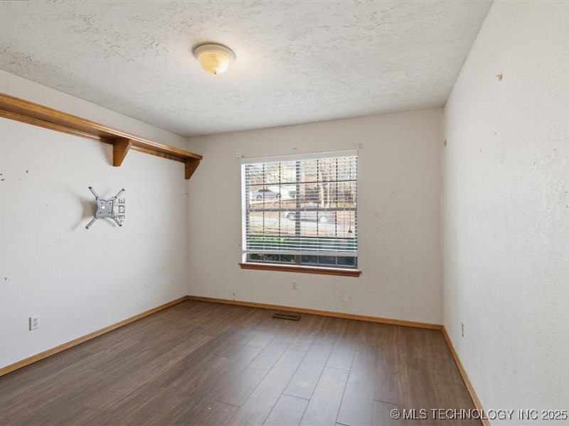 3437 S 75th West Avenue Property Photo 17