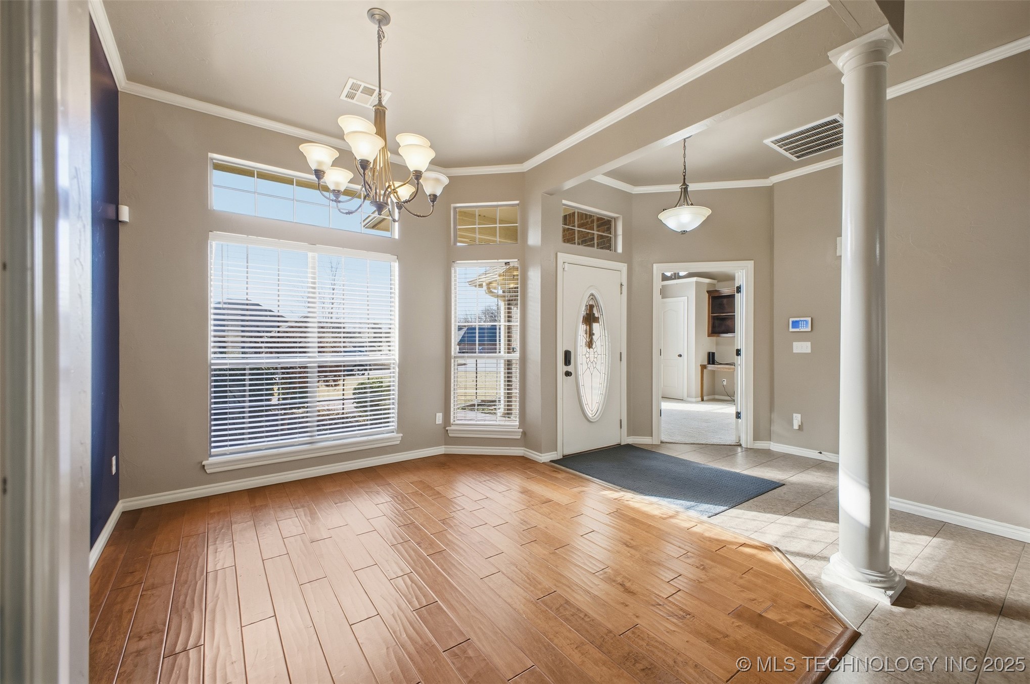 424 Westchester Property Photo 10