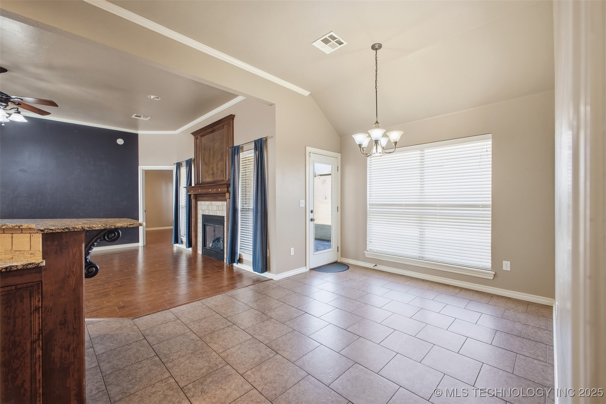 424 Westchester Property Photo 20