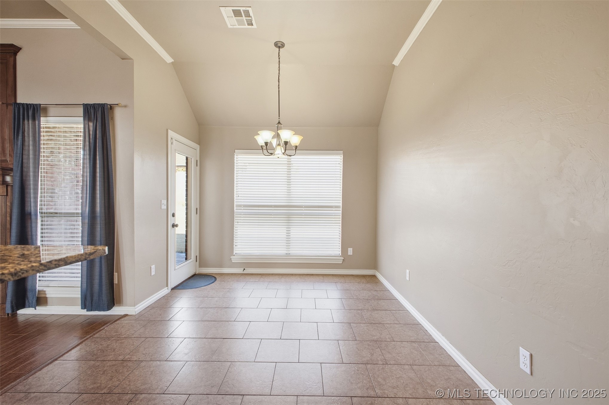 424 Westchester Property Photo 21