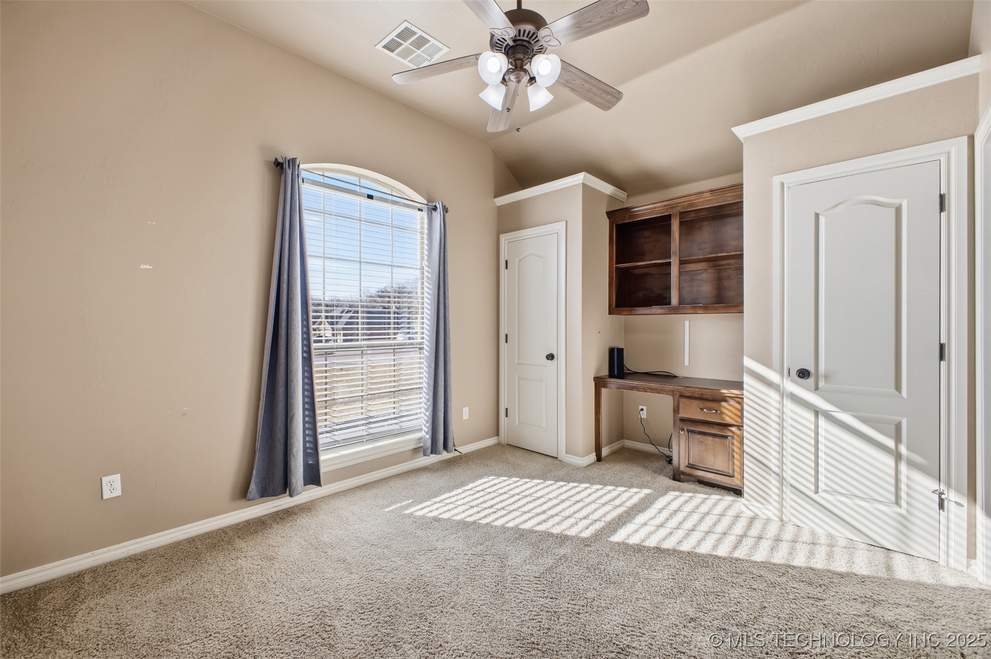 424 Westchester Property Photo 23