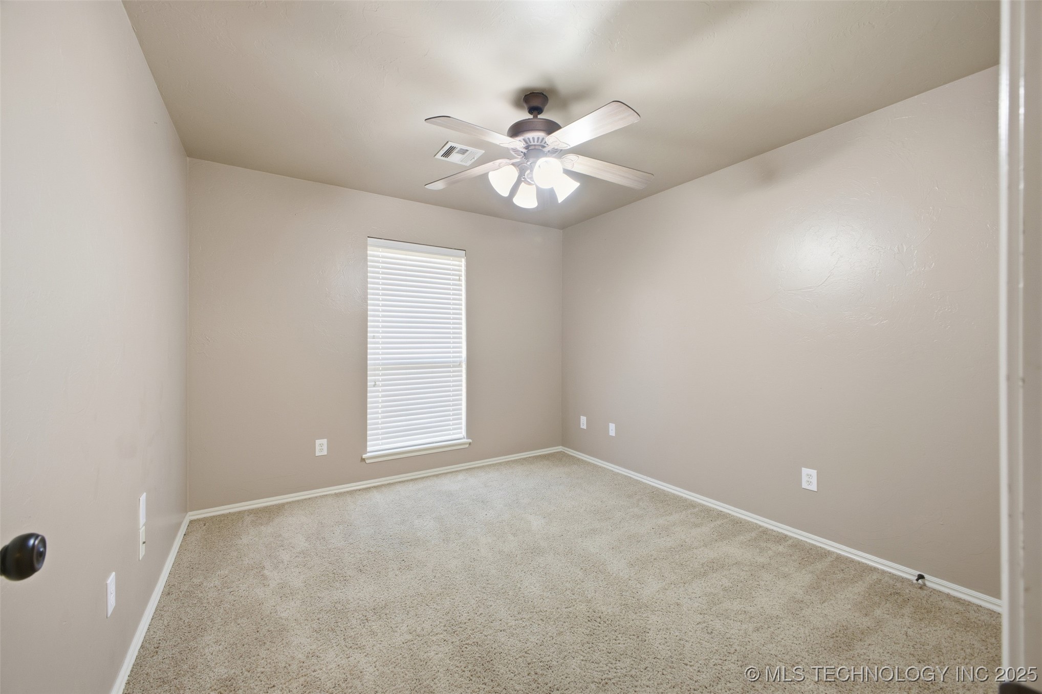 424 Westchester Property Photo 34