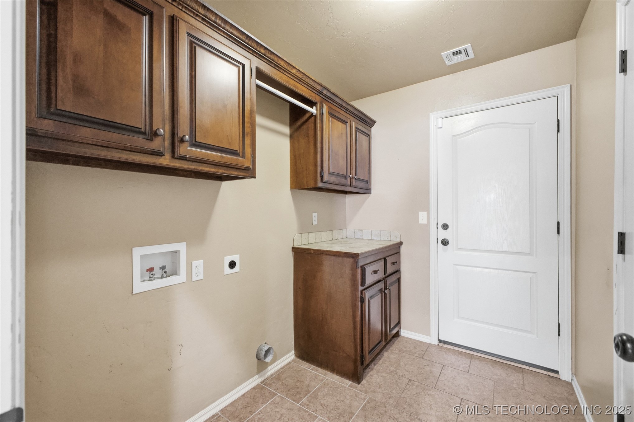 424 Westchester Property Photo 38