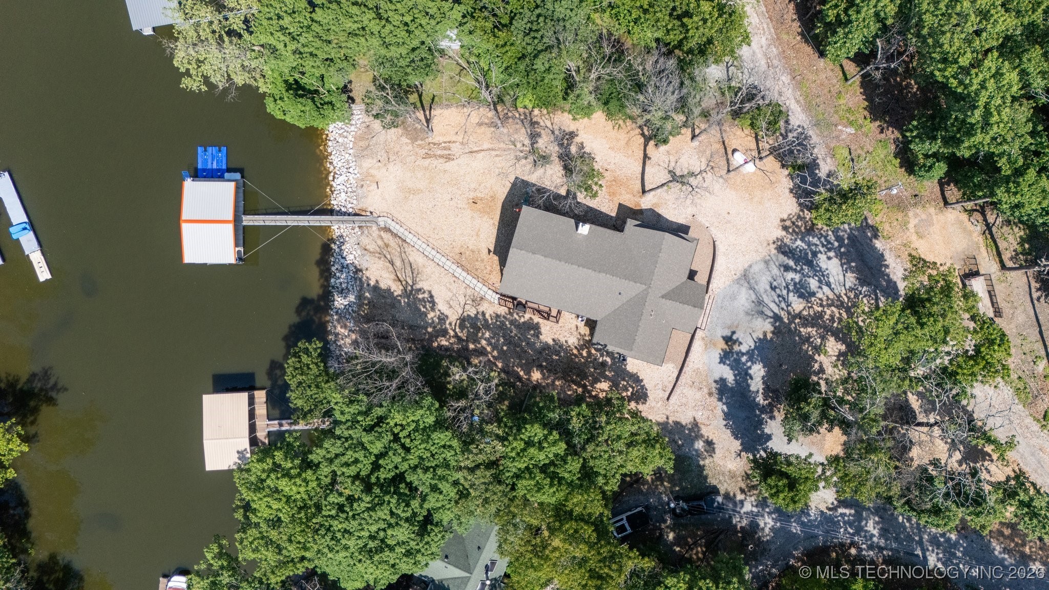 2551293 Property Photo 7