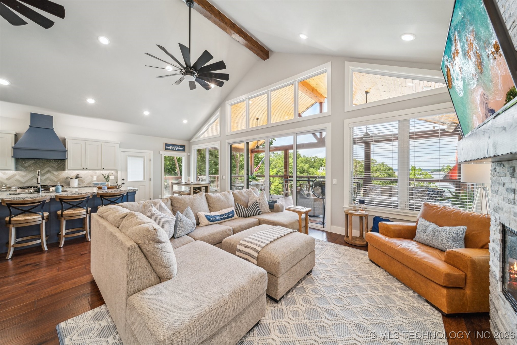 2551293 Property Photo 15