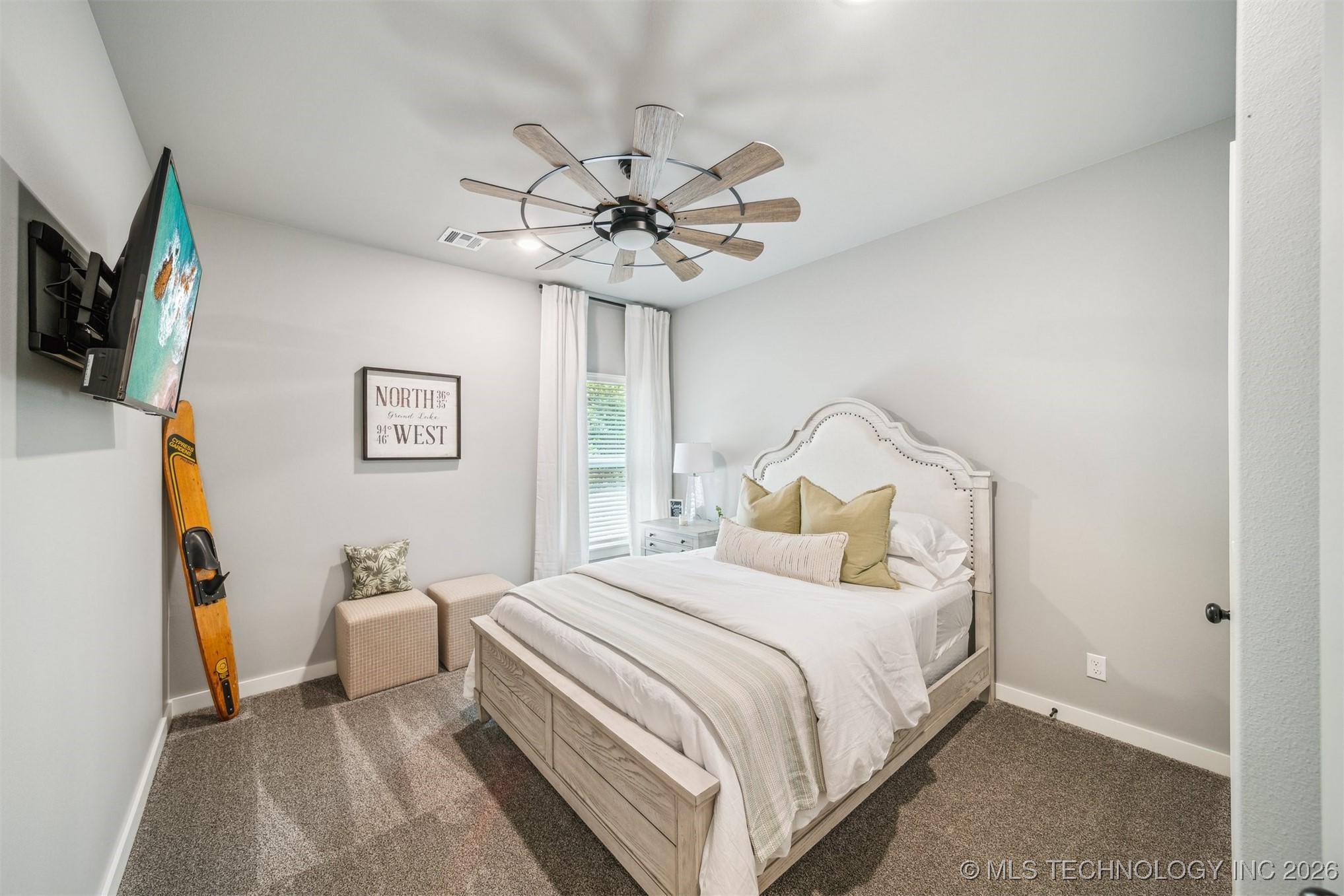 2551293 Property Photo 36